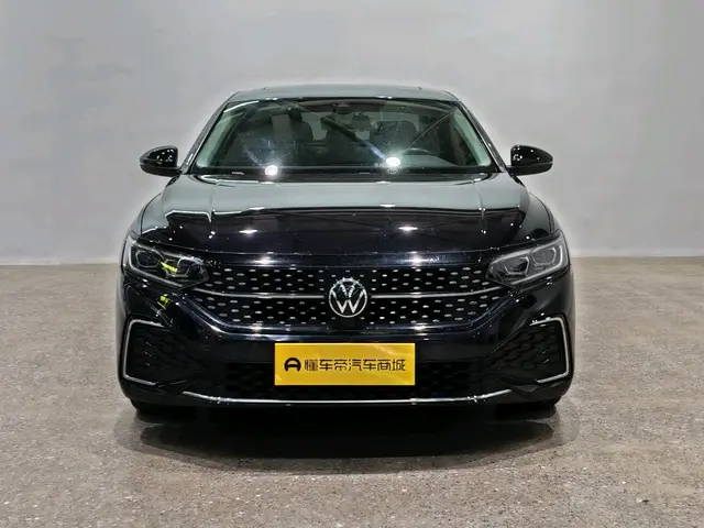 Volkswagen Passat  из Китая