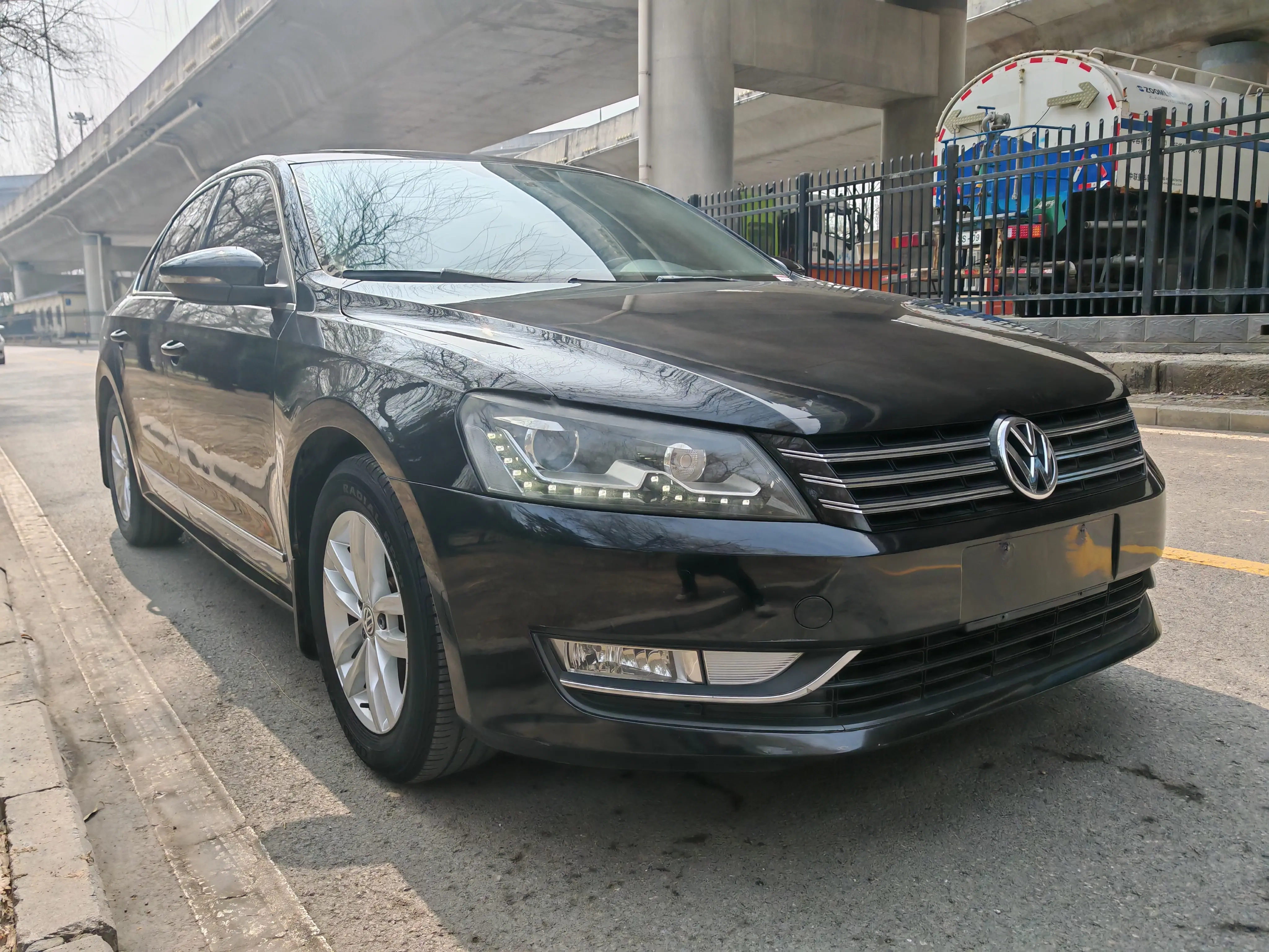 Volkswagen Passat  из Китая