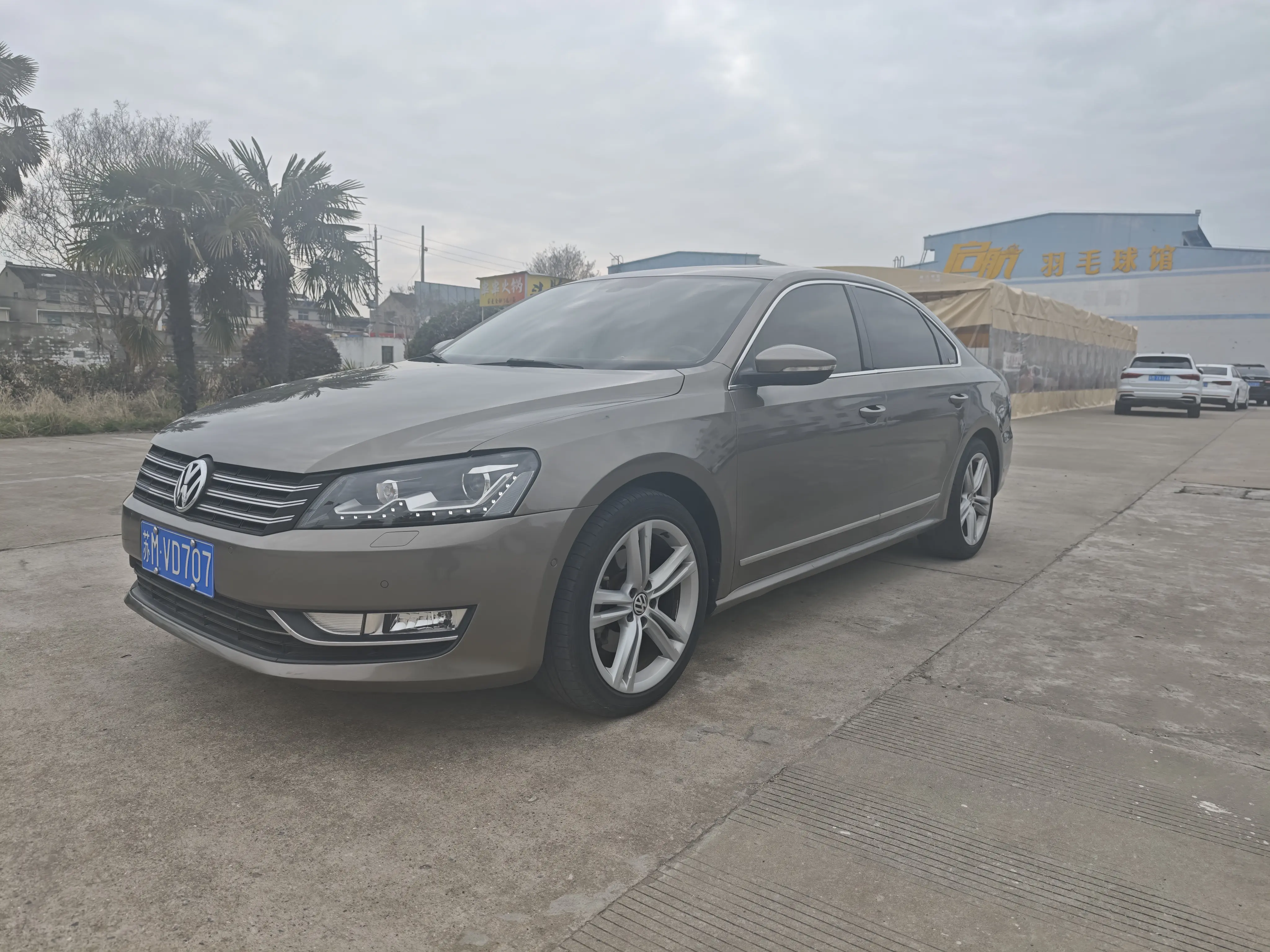 Volkswagen Passat  из Китая