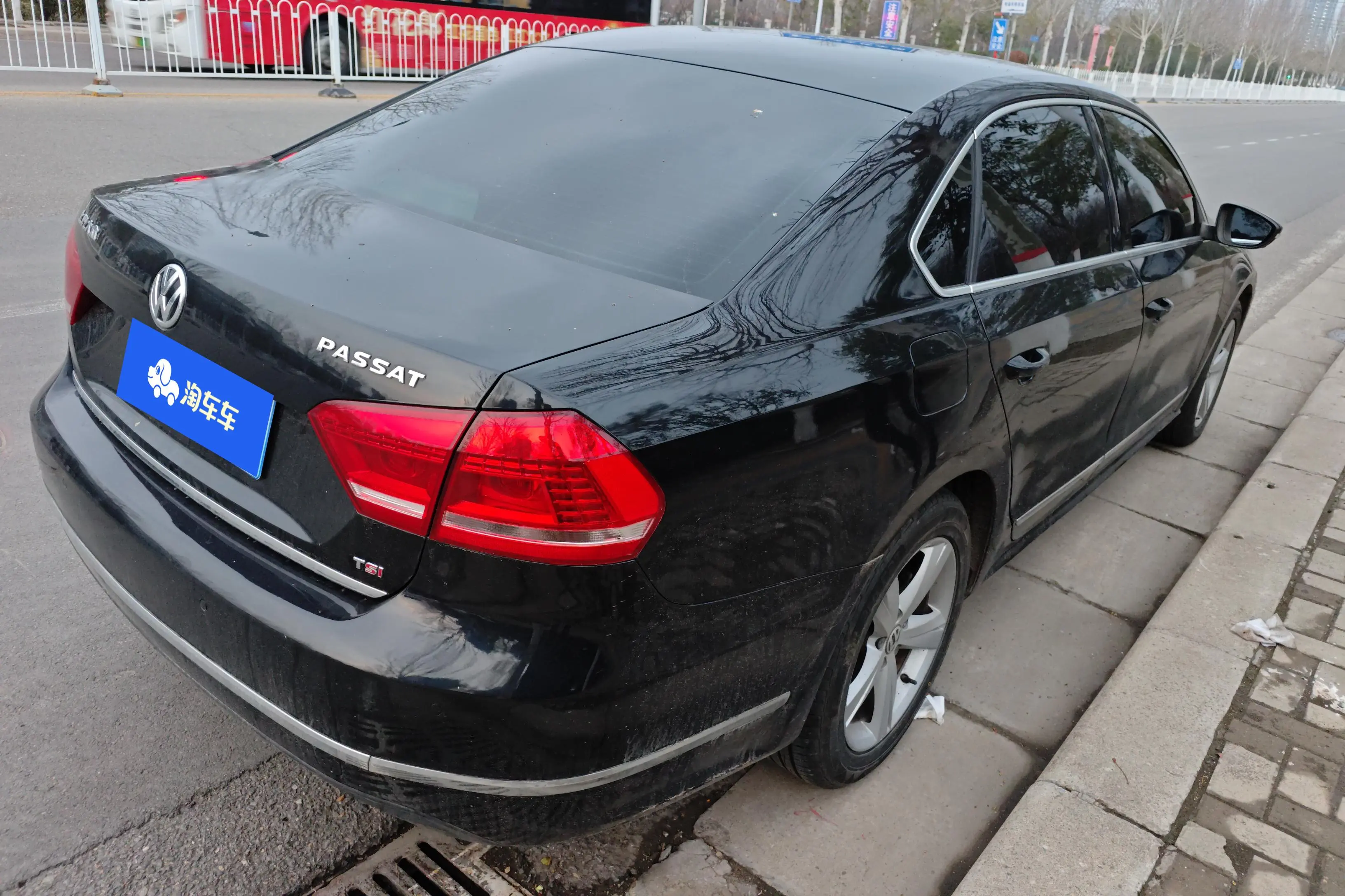 Volkswagen Passat  из Китая