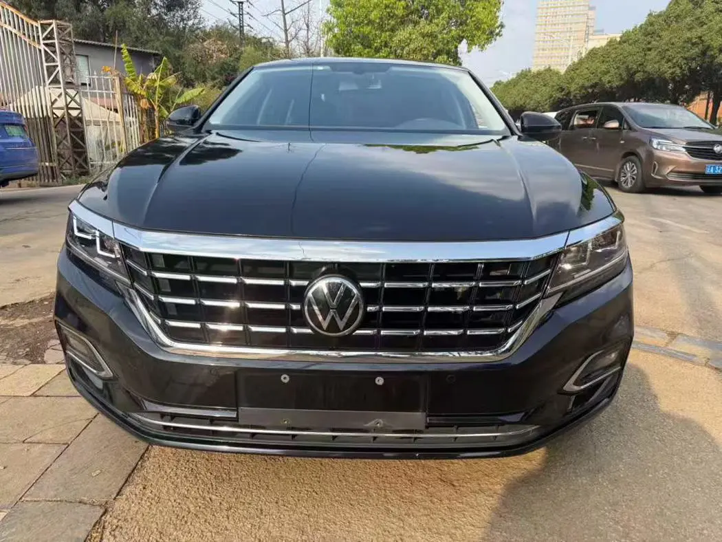 Volkswagen Passat  из Китая