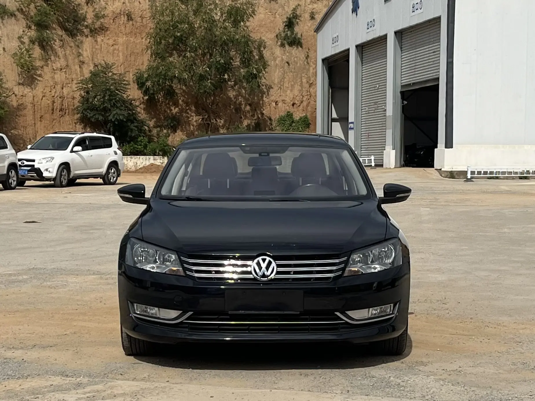 Volkswagen Passat  из Китая