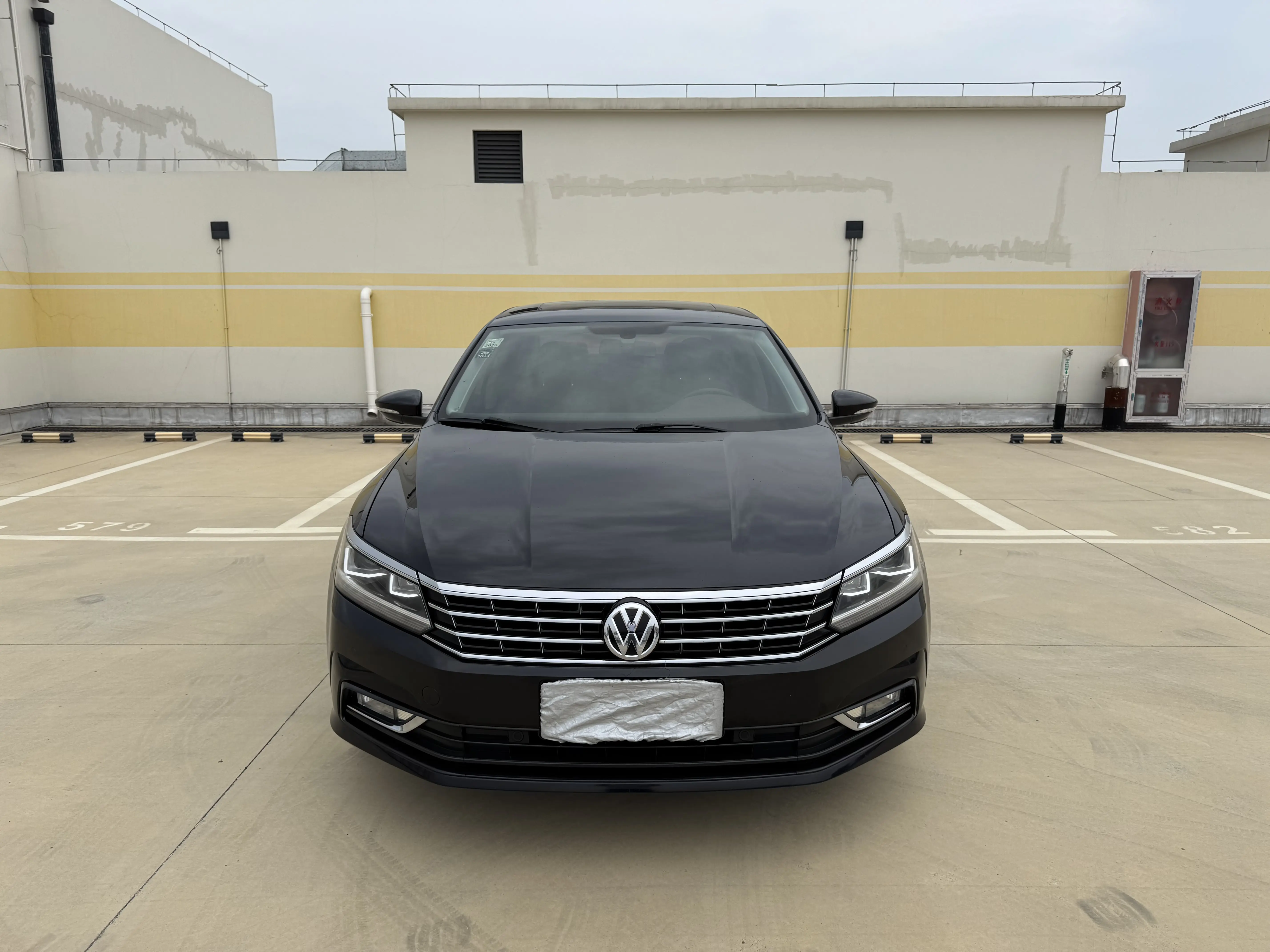 Volkswagen Passat  из Китая