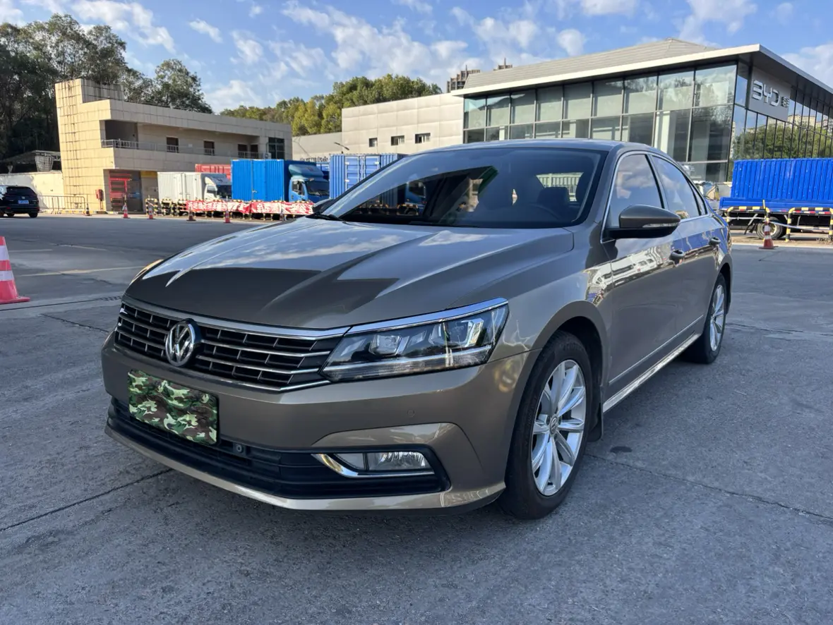 Volkswagen Passat  из Китая