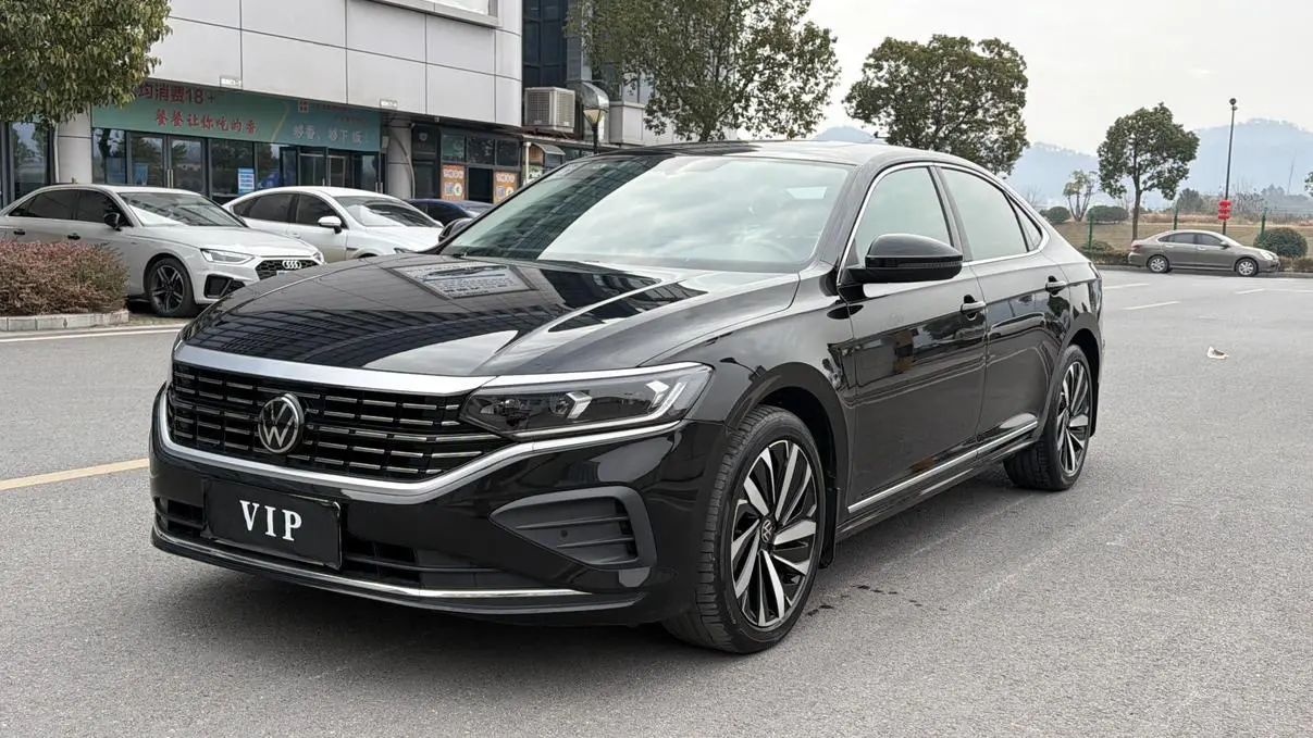 Volkswagen Passat  из Китая
