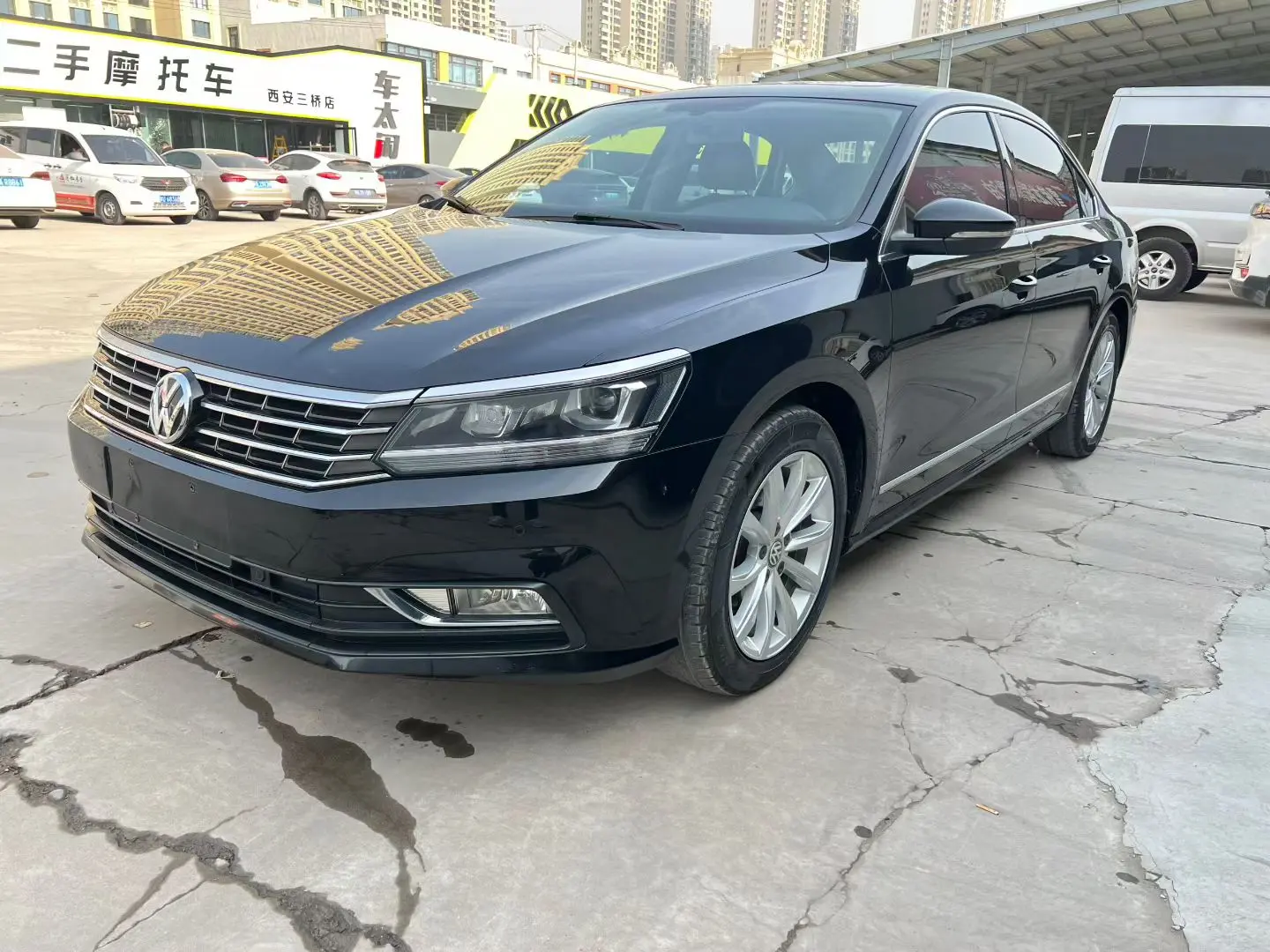 Volkswagen Passat  из Китая