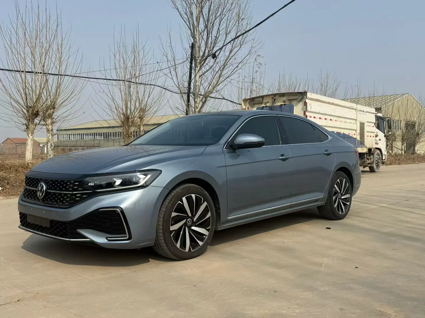 Volkswagen Passat  из Китая