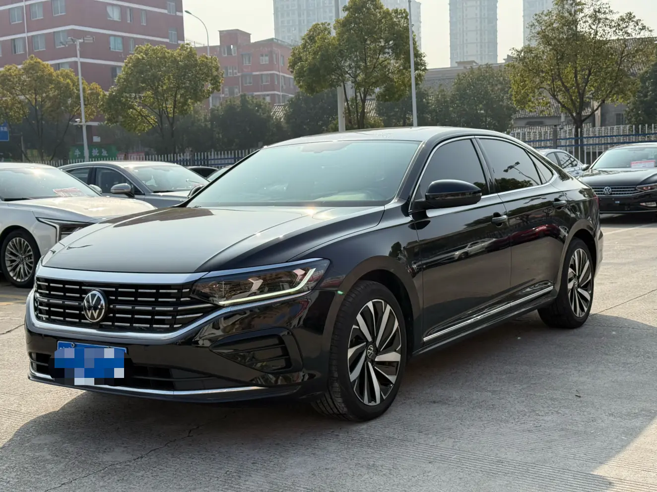 Volkswagen Passat  из Китая