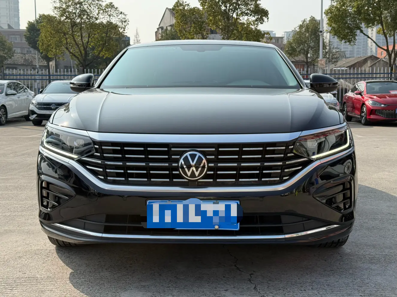 Volkswagen Passat  из Китая