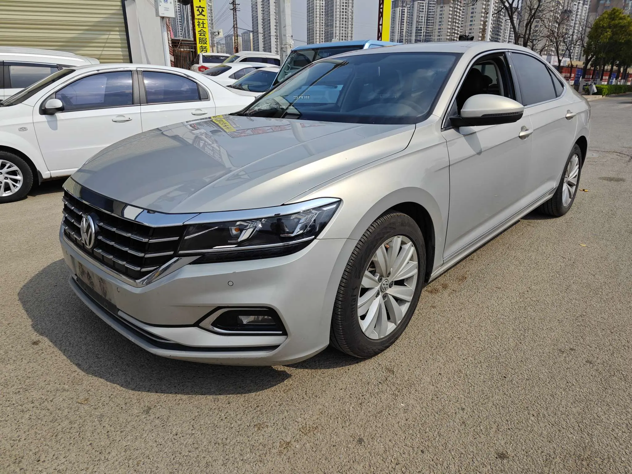 Volkswagen Passat  из Китая