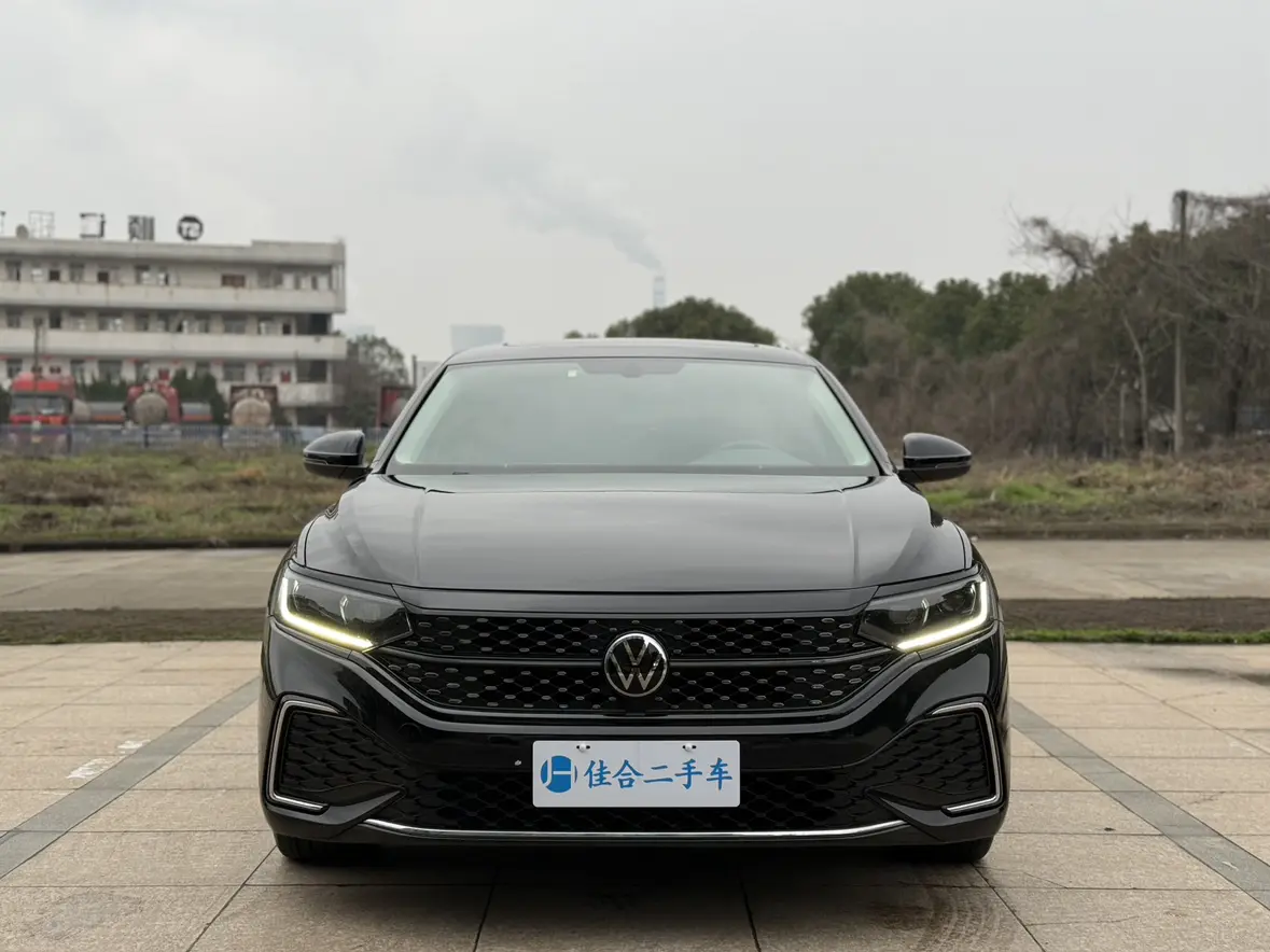 Volkswagen Passat  из Китая