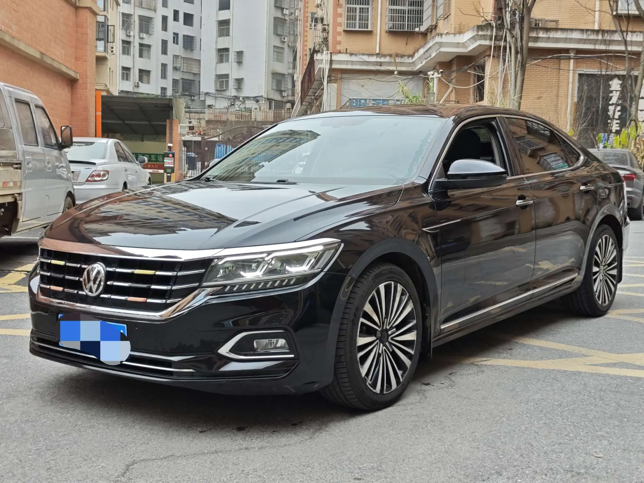 Volkswagen Passat  из Китая