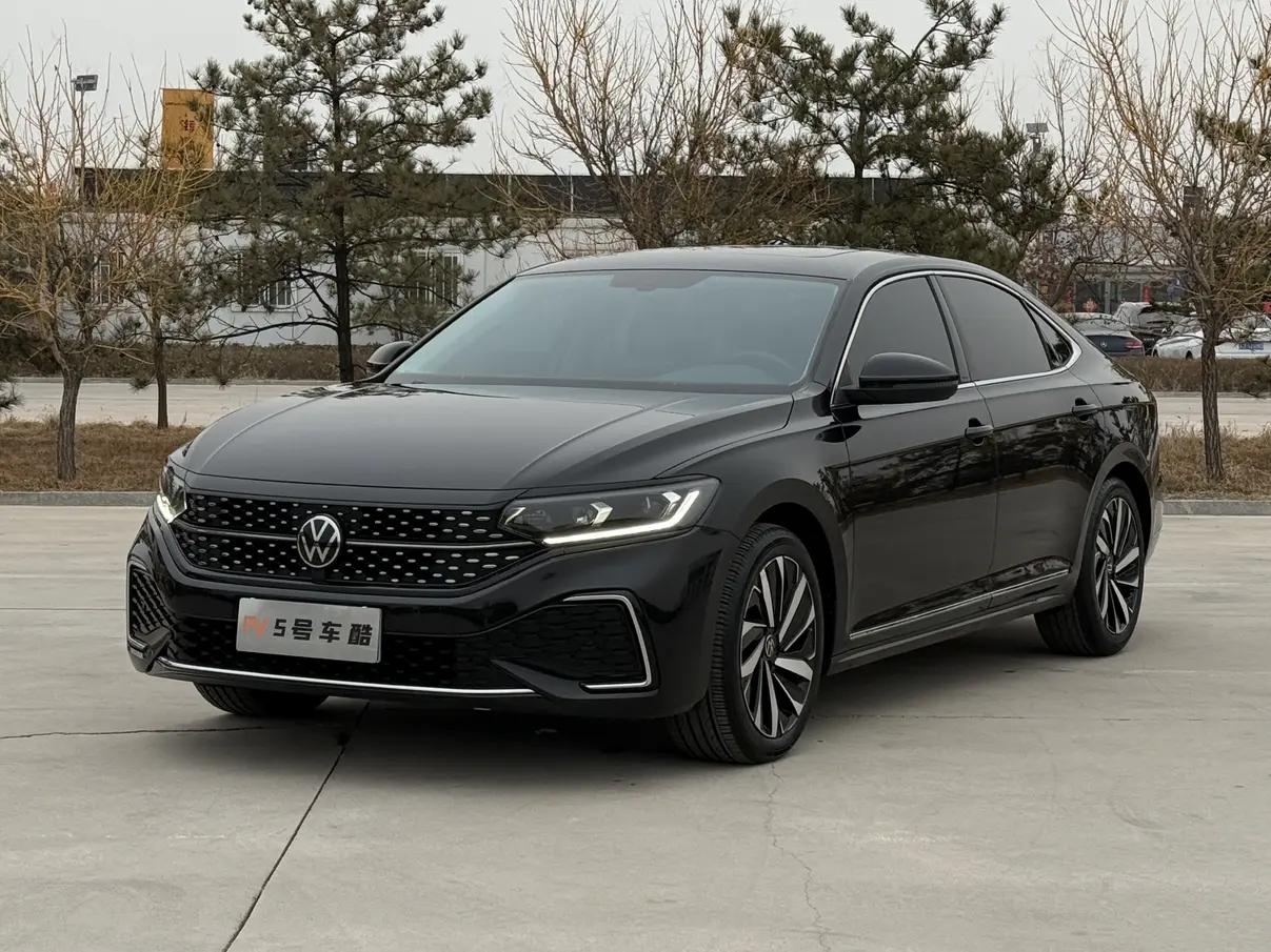 Volkswagen Passat  из Китая