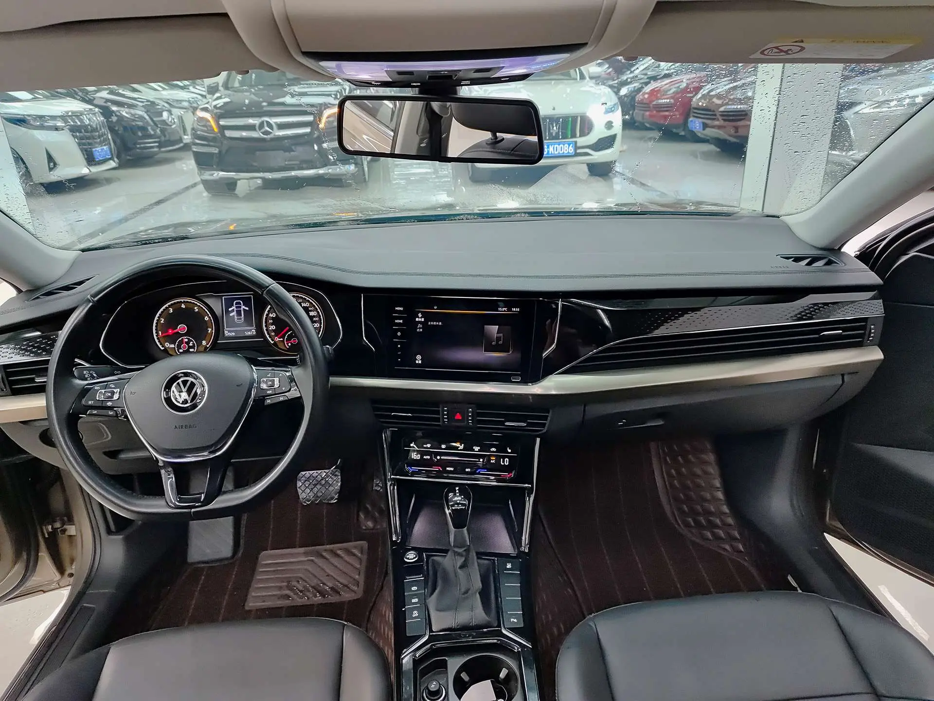 Volkswagen Passat  из Китая