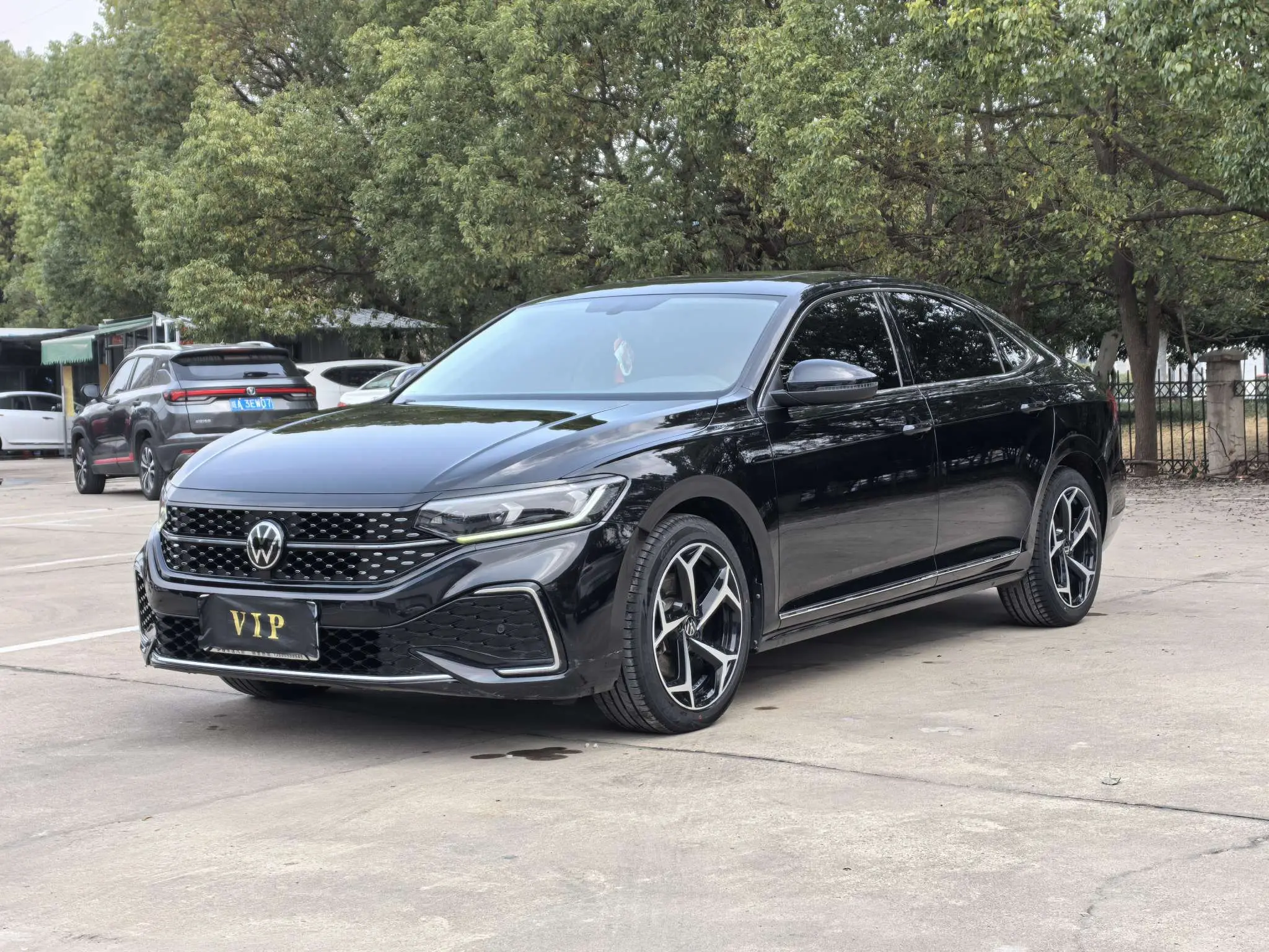 Volkswagen Passat  из Китая