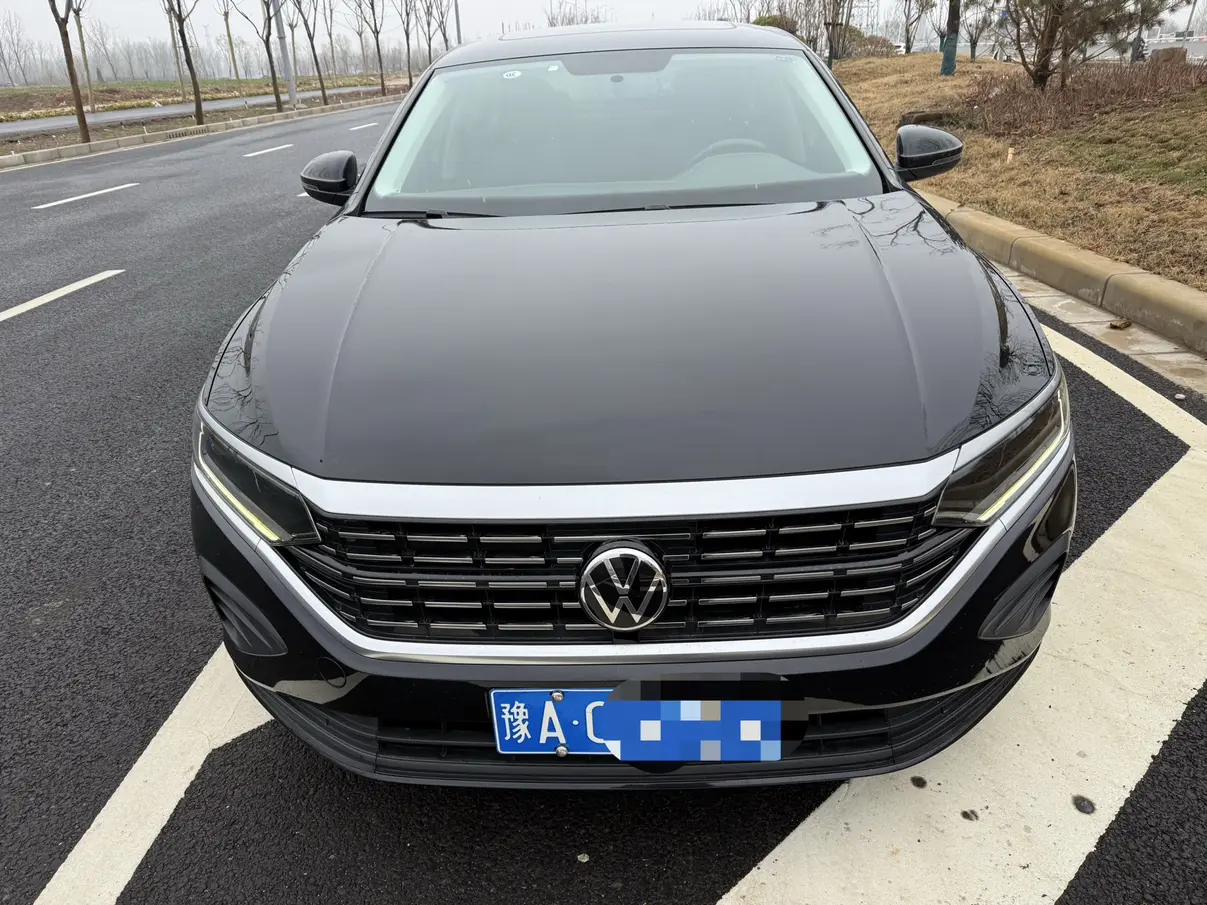 Volkswagen Passat  из Китая