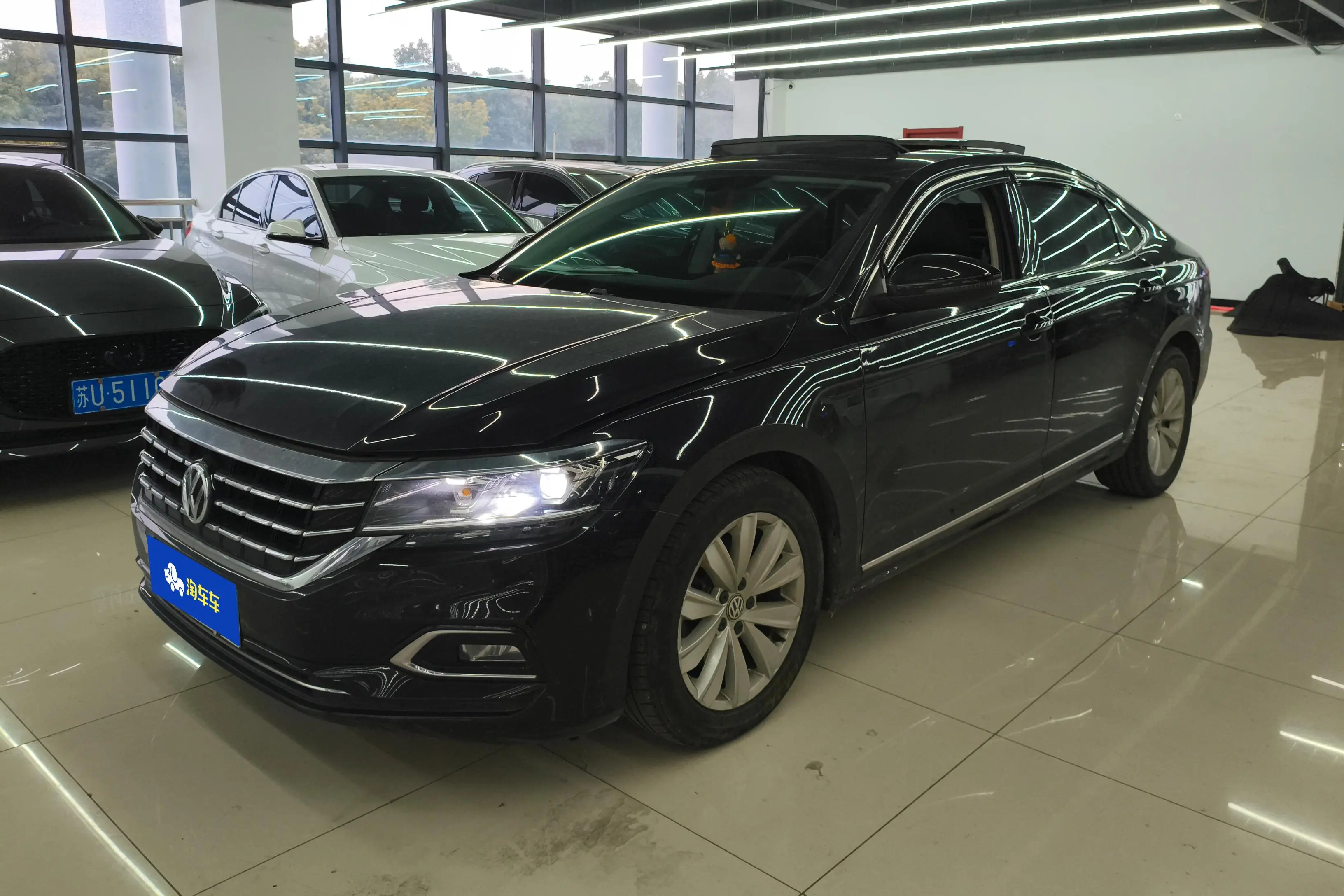 Volkswagen Passat  из Китая