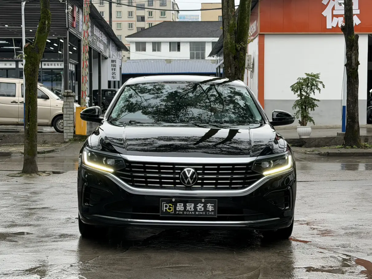 Volkswagen Passat  из Китая