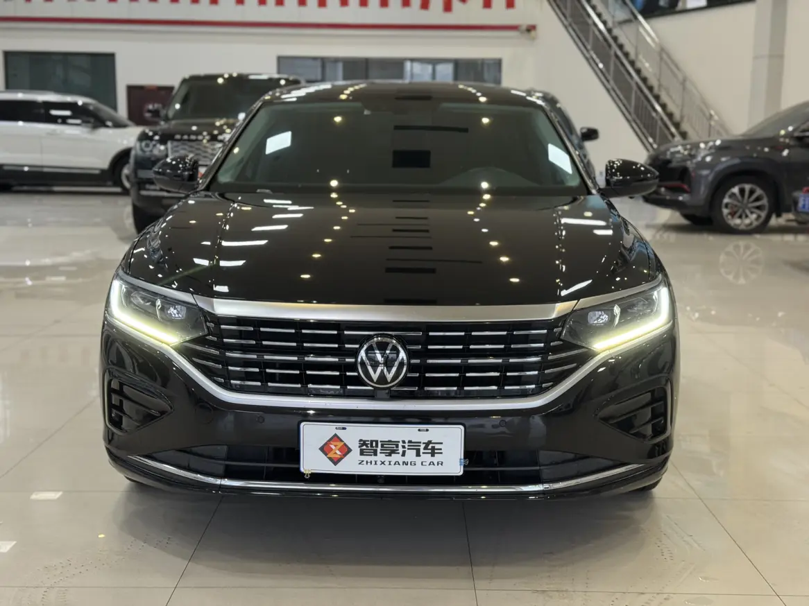 Volkswagen Passat  из Китая
