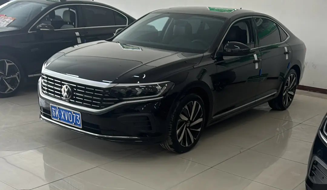 Volkswagen Passat  из Китая