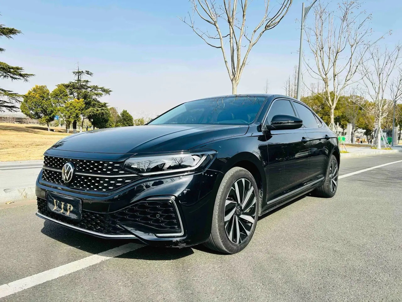 Volkswagen Passat  из Китая