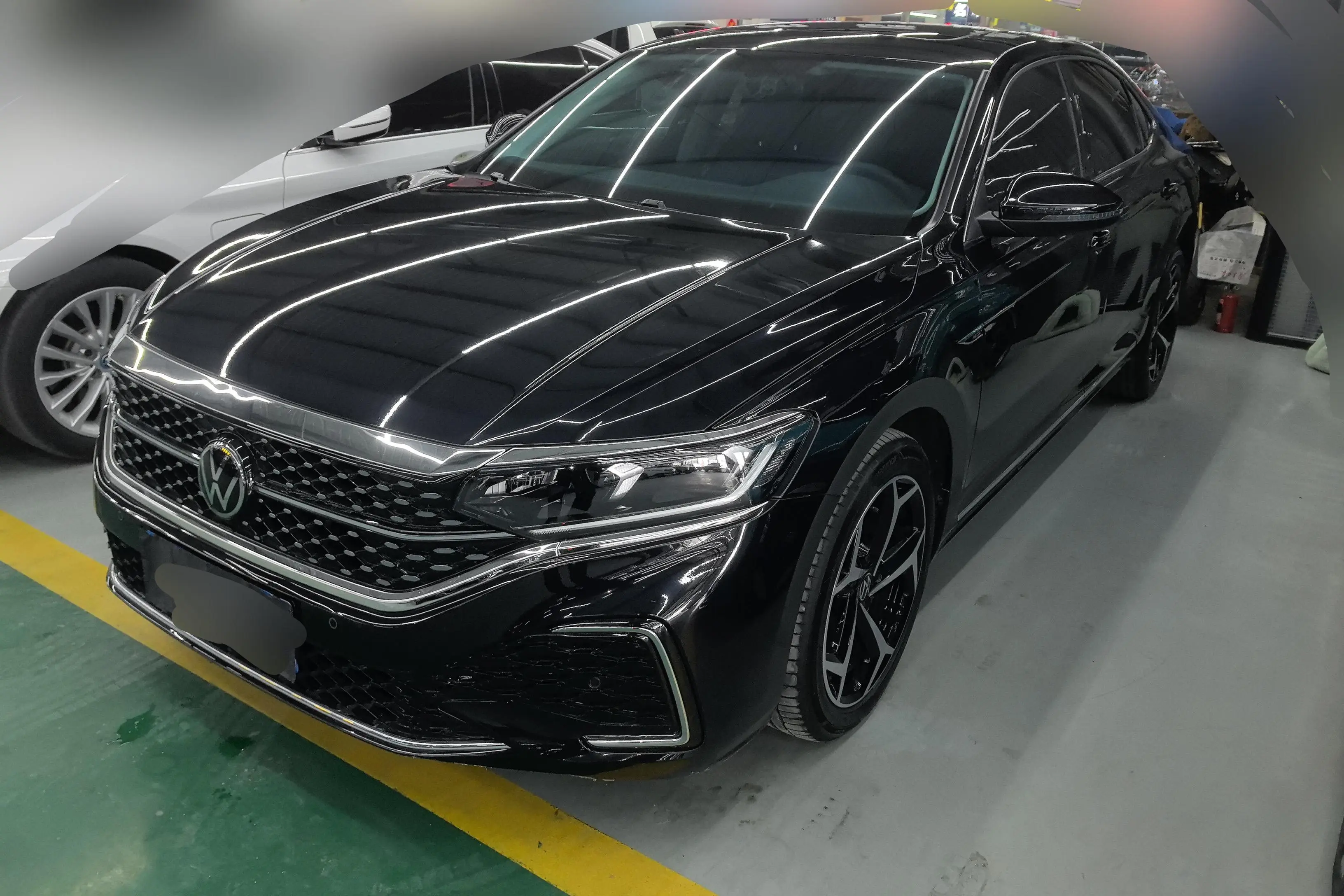 Volkswagen Passat  из Китая