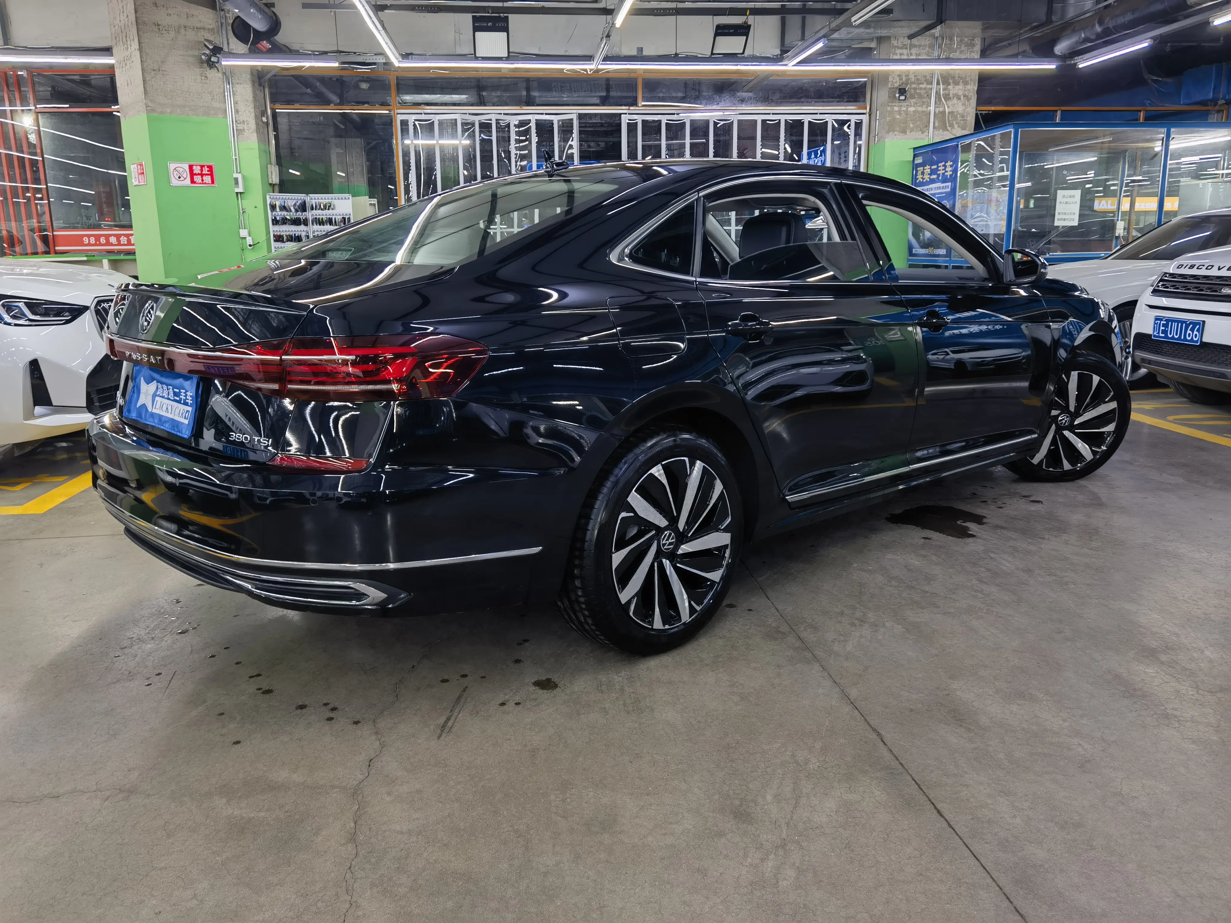 Volkswagen Passat  из Китая