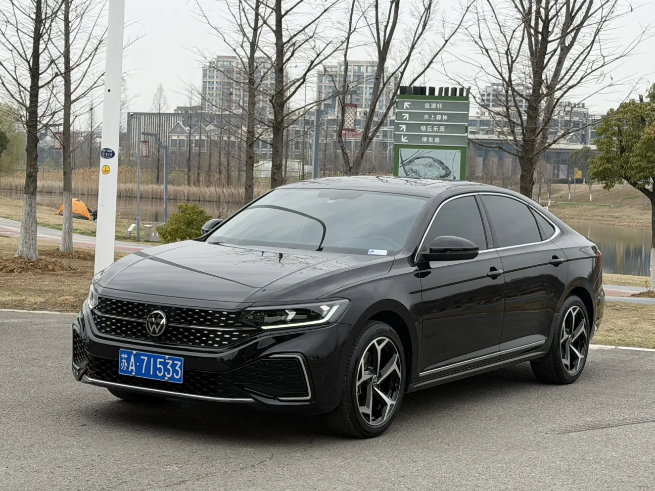 Volkswagen Passat  из Китая