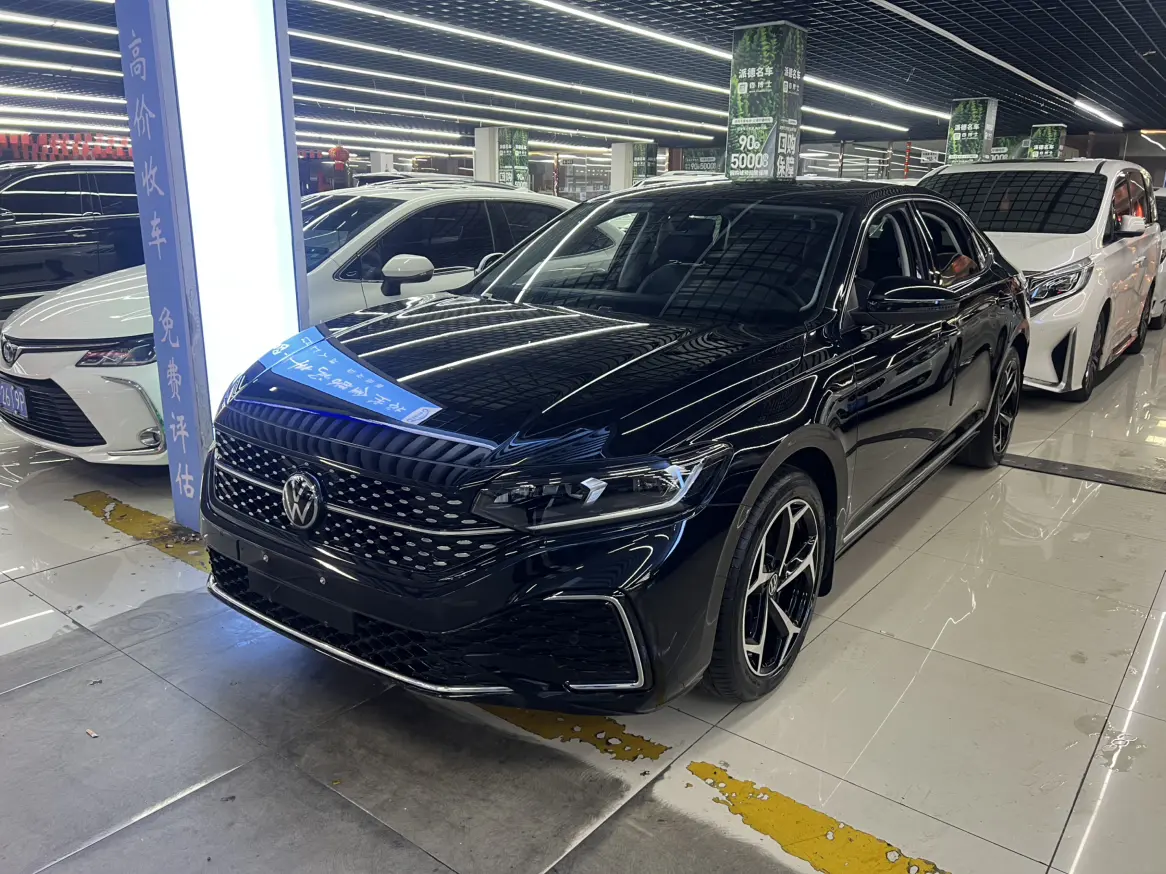 Volkswagen Passat  из Китая