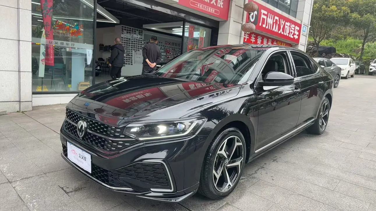 Volkswagen Passat  из Китая