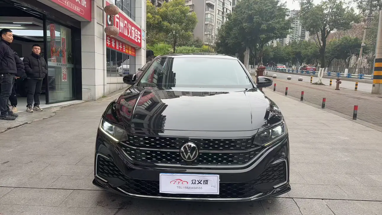 Volkswagen Passat  из Китая