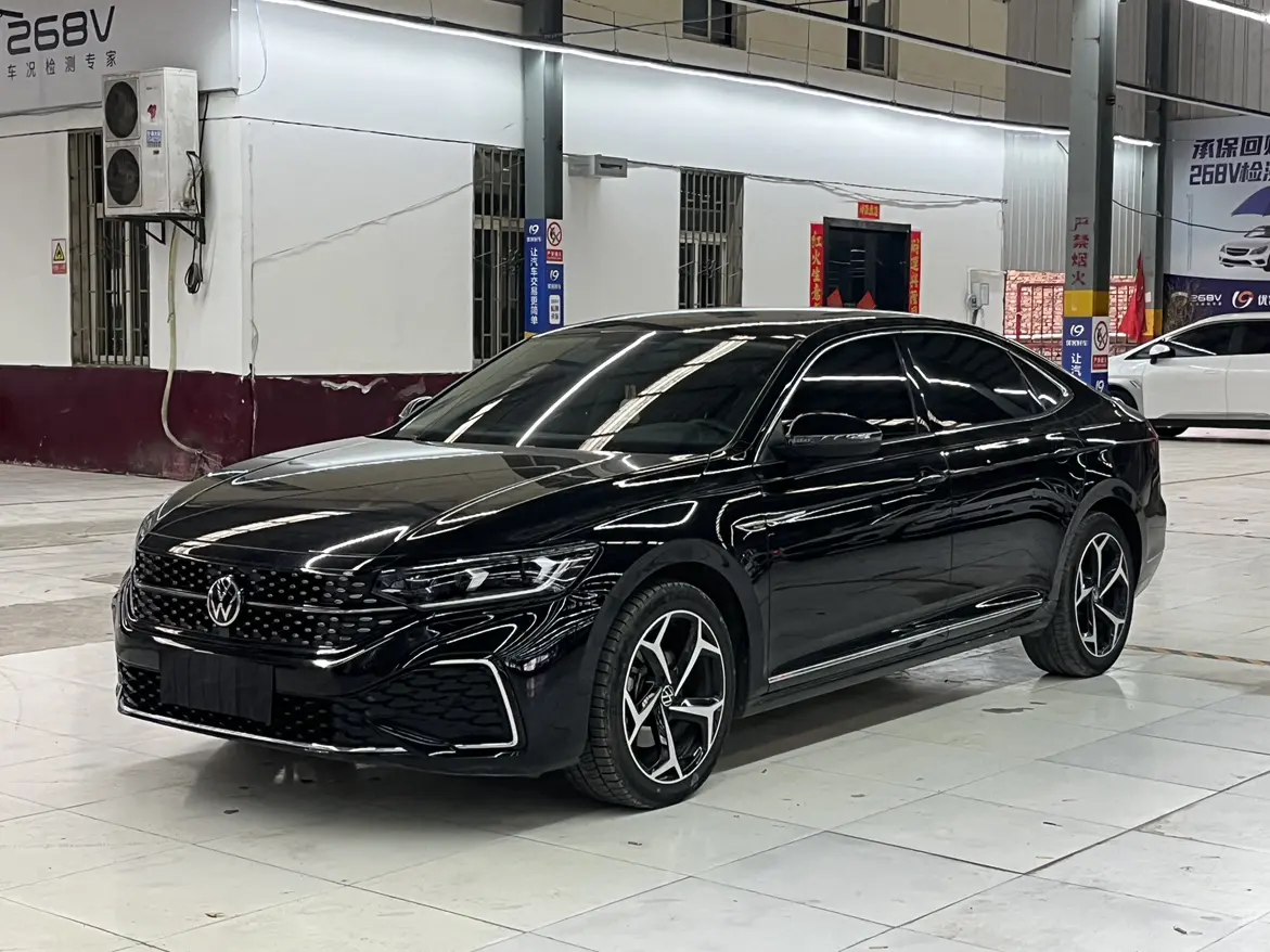 Volkswagen Passat  из Китая
