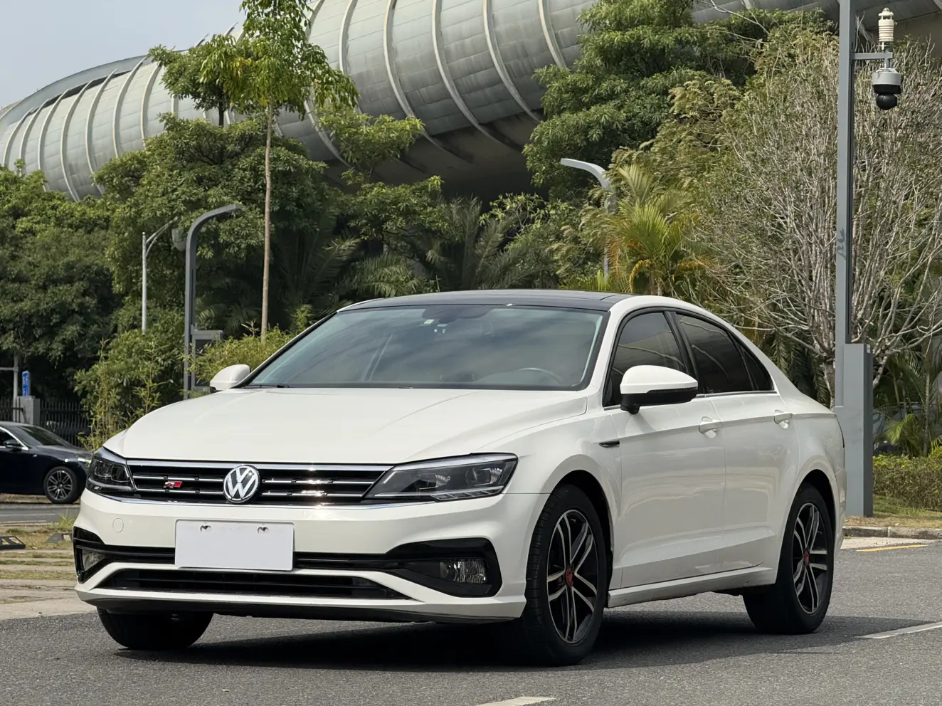 Volkswagen Lamando (Lingdu)  из Китая