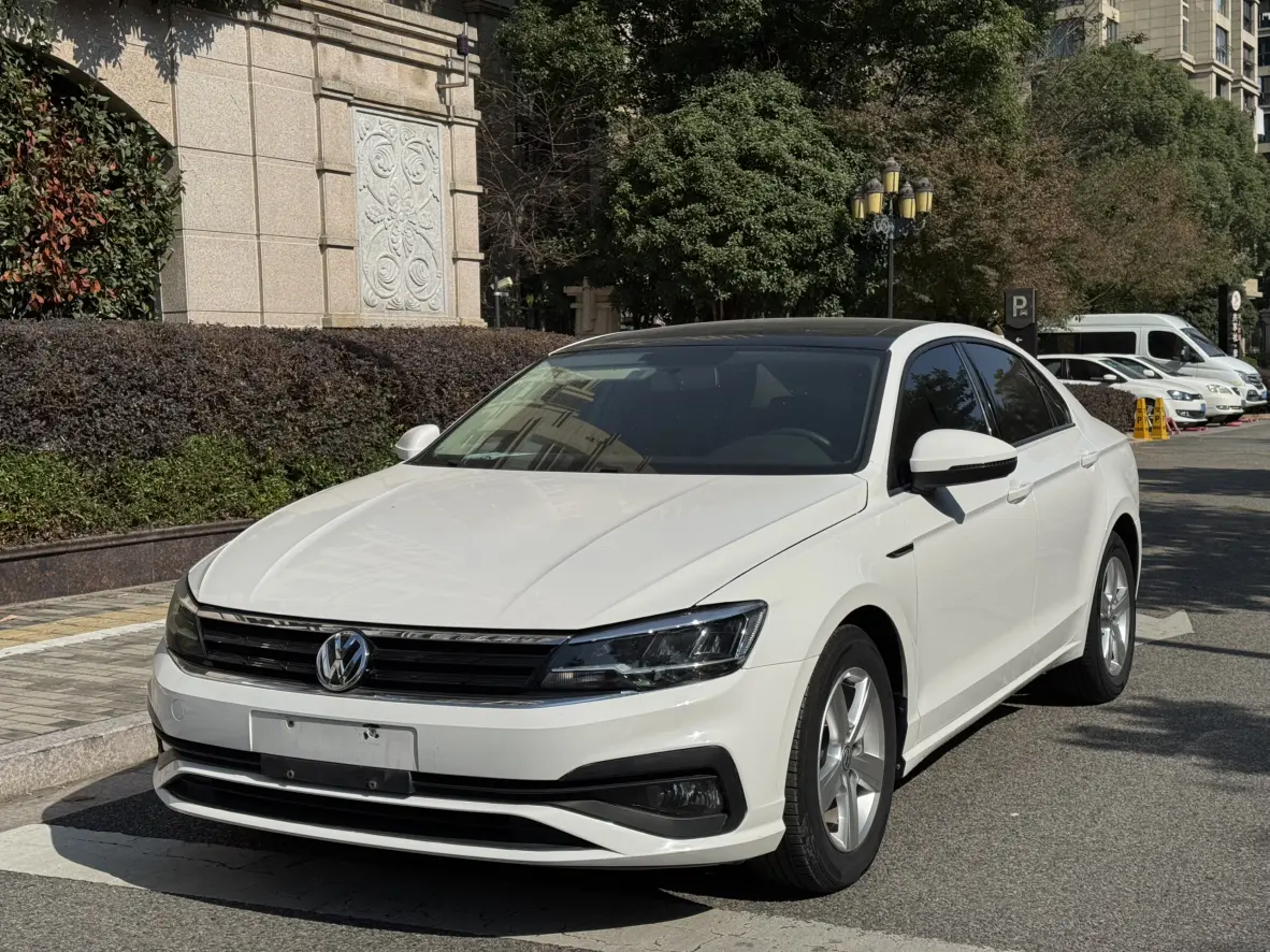 Volkswagen Lamando