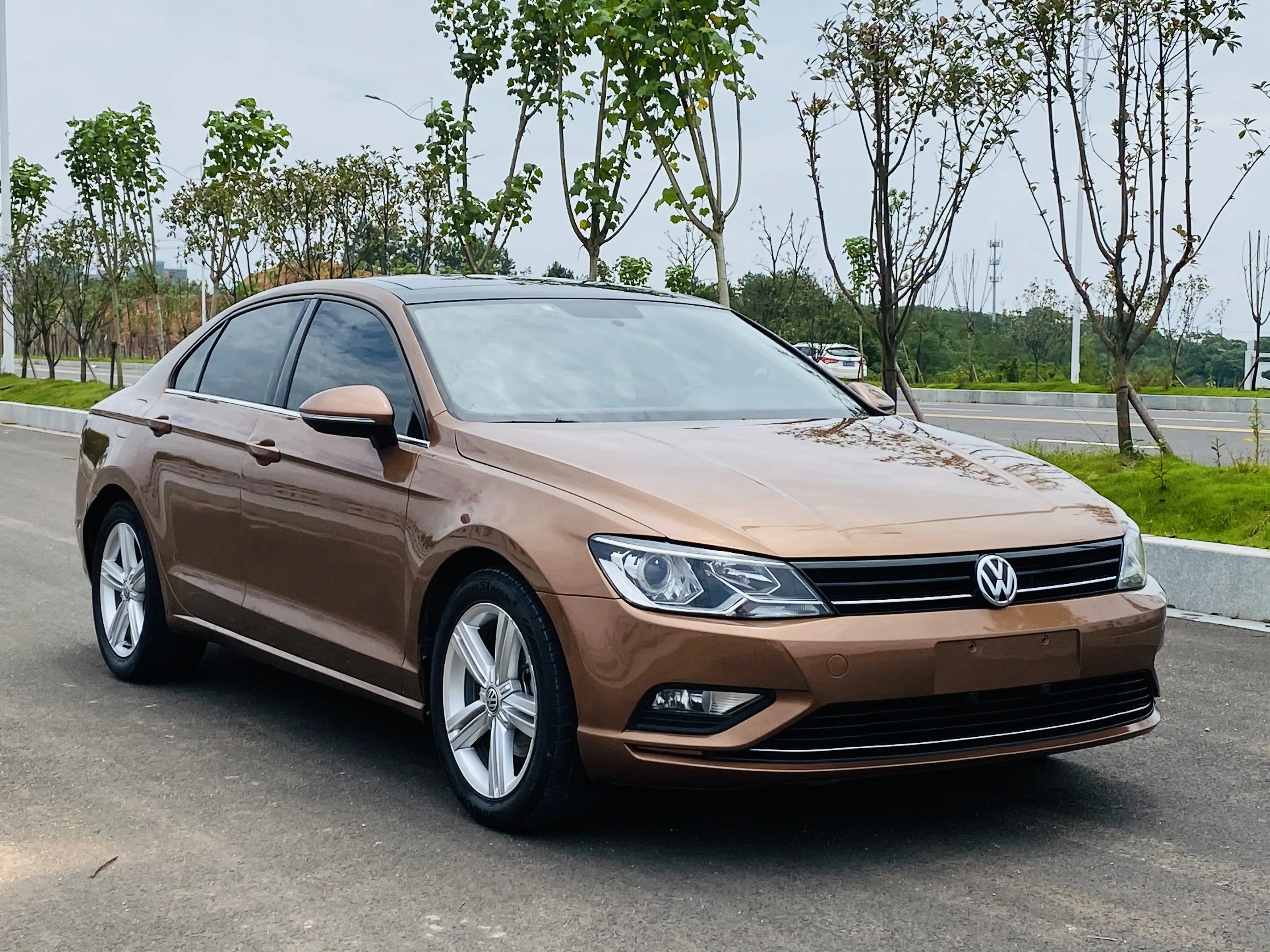 Volkswagen Lamando (Lingdu)  из Китая