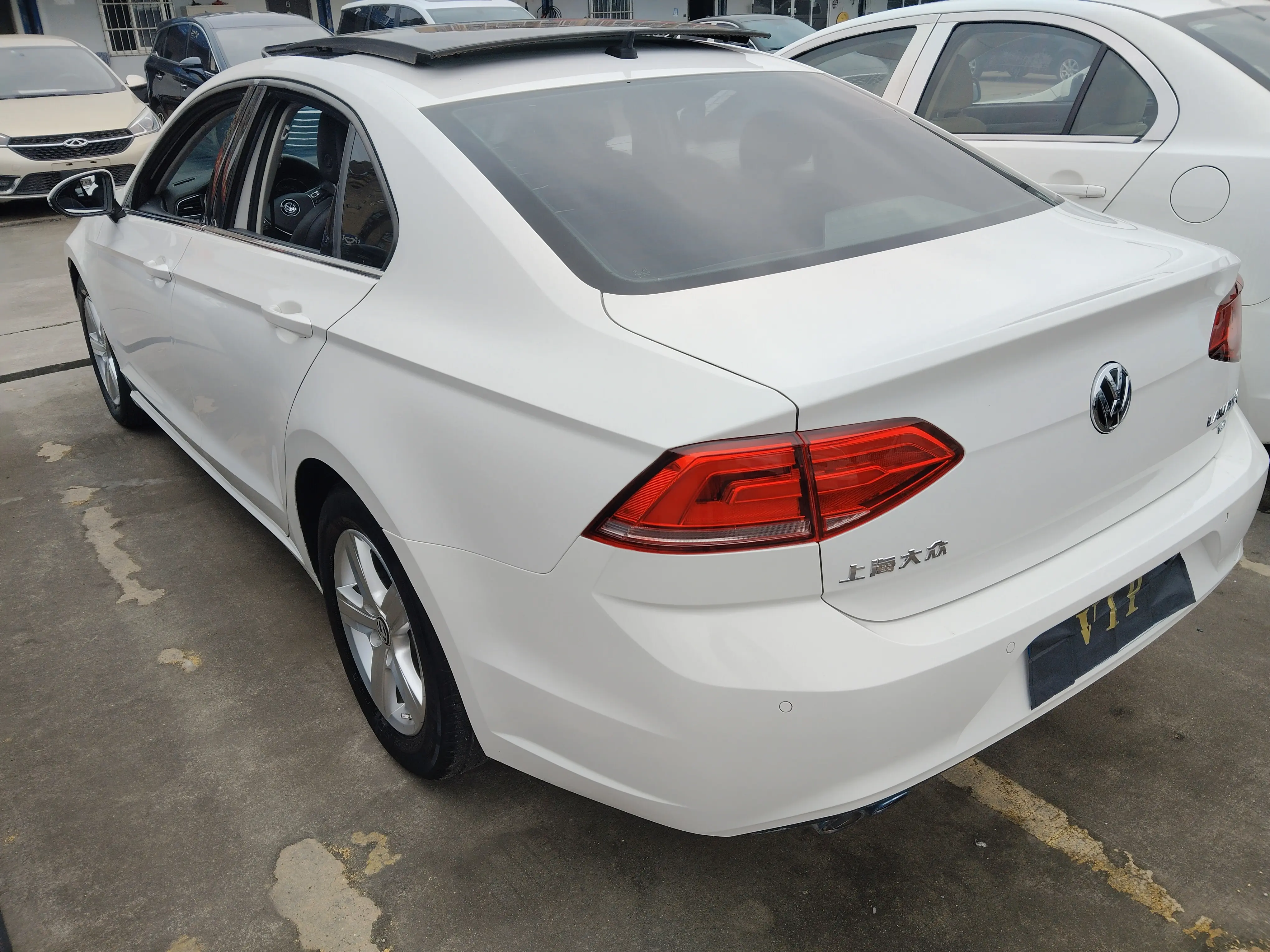 Volkswagen Lamando (Lingdu)  из Китая