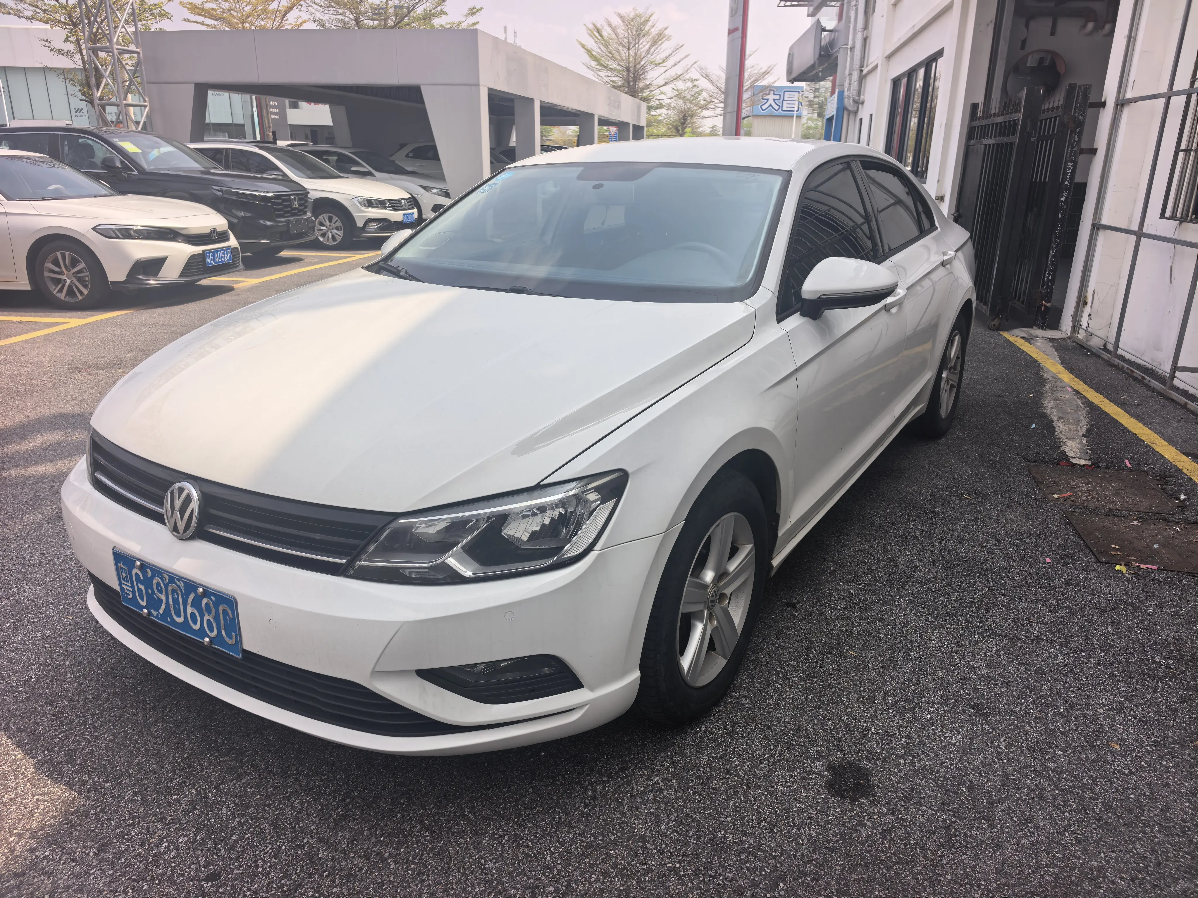 Volkswagen Lamando (Lingdu)  из Китая