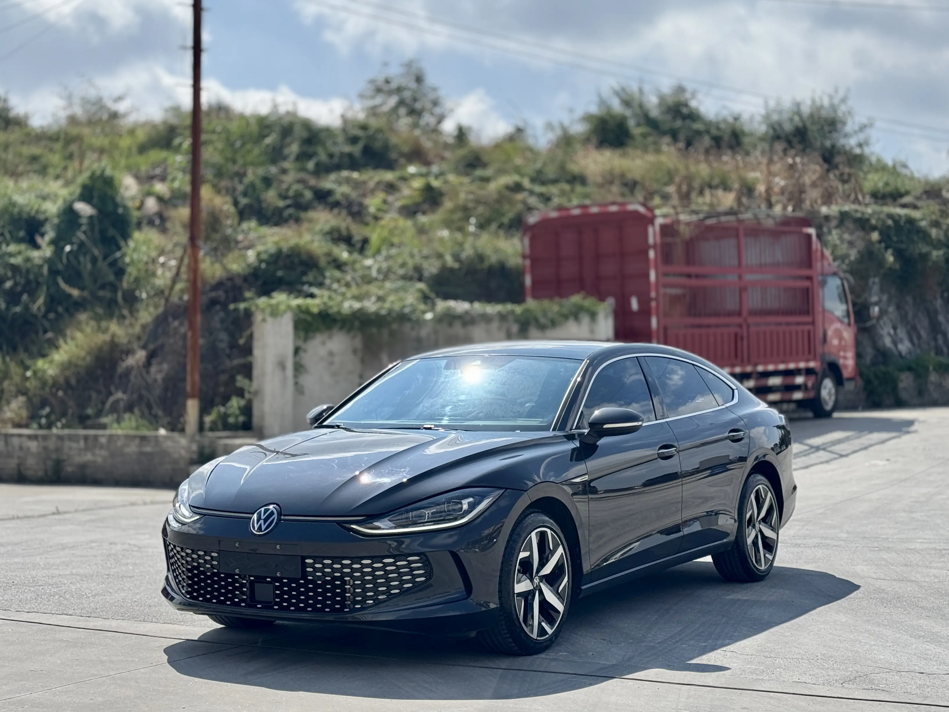 Volkswagen Lamando (Lingdu)  из Китая