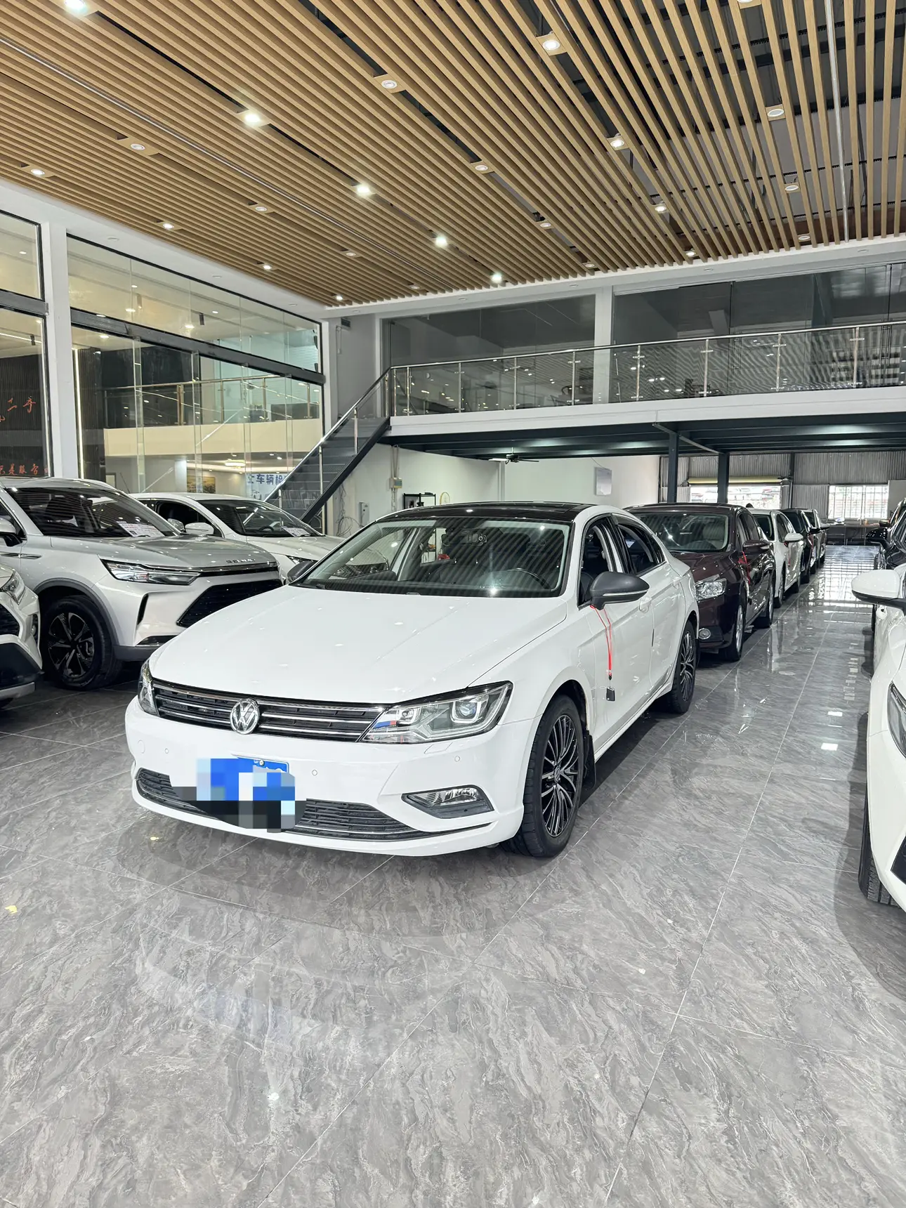 Volkswagen Lamando (Lingdu)  из Китая