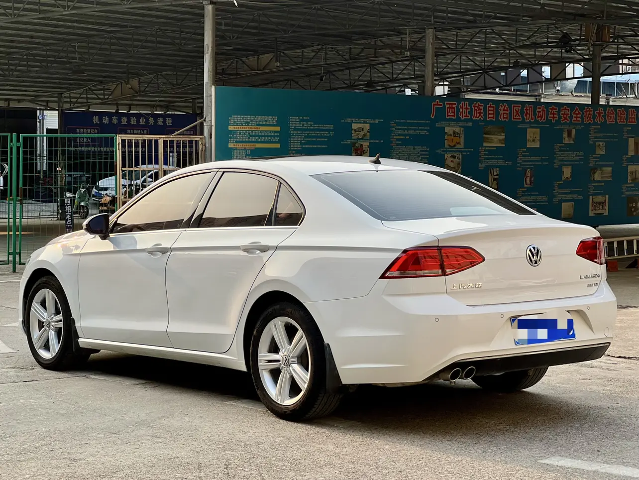 Volkswagen Lamando (Lingdu)  из Китая