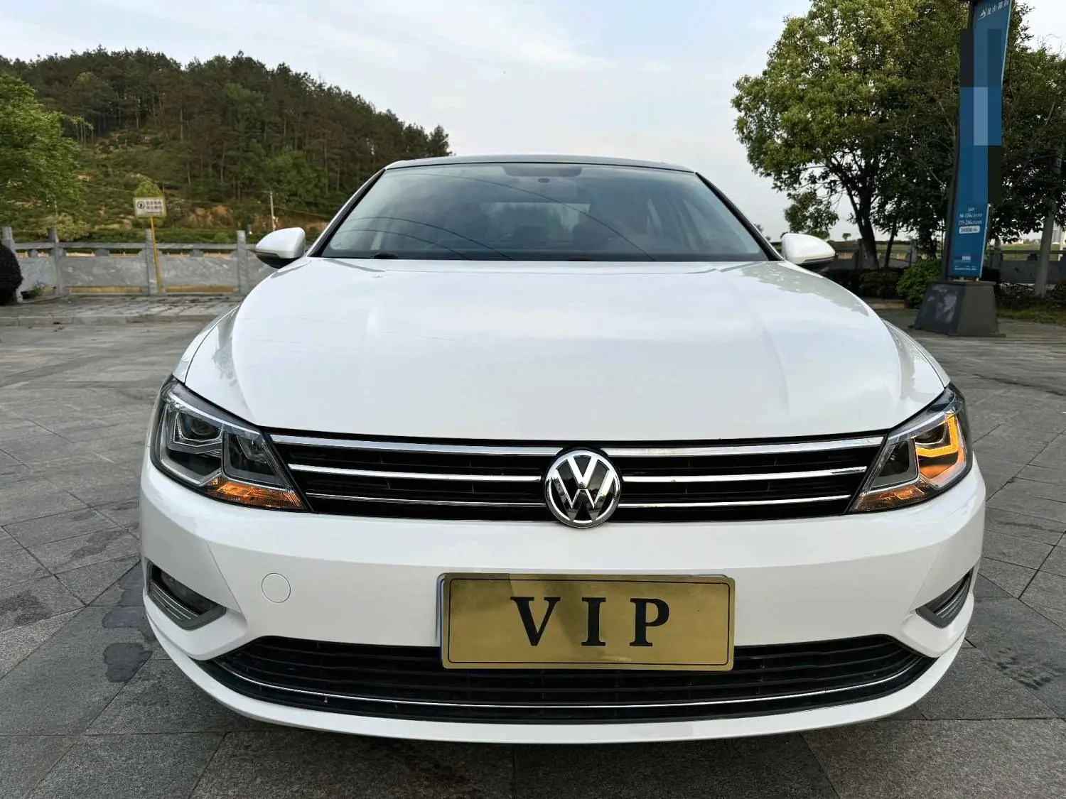 Volkswagen Lamando (Lingdu)  из Китая