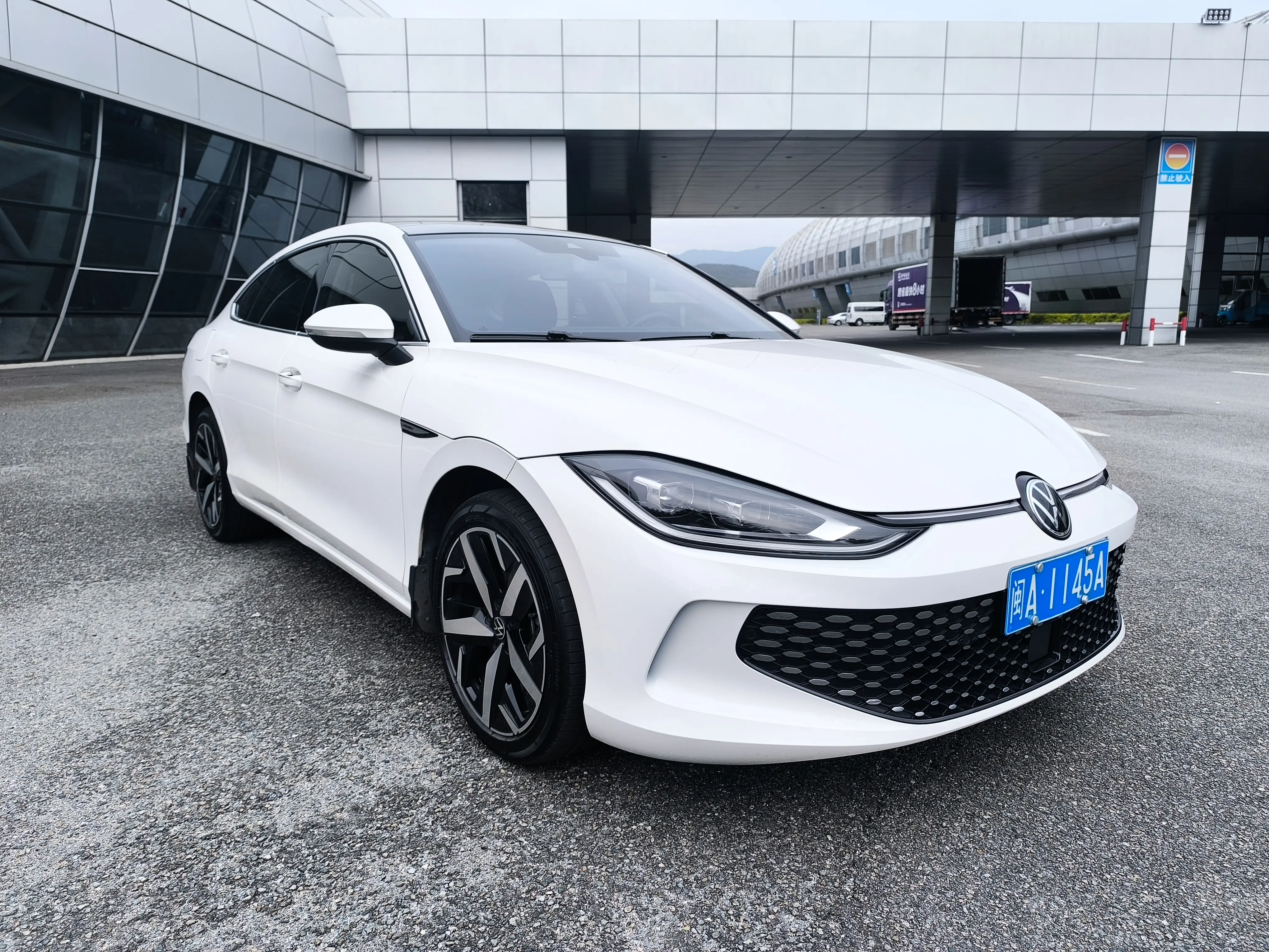 Volkswagen Lamando (Lingdu)  из Китая