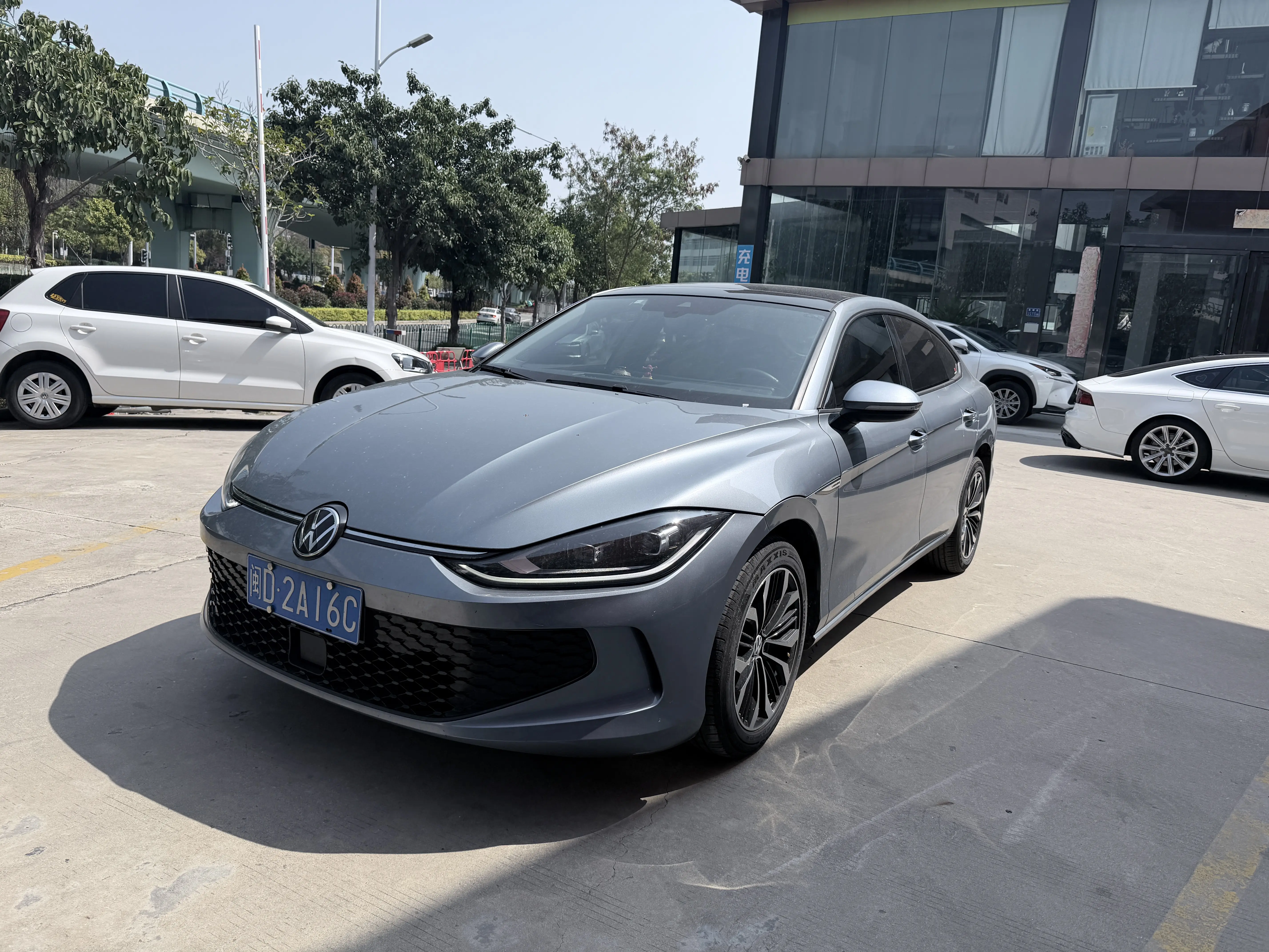 Volkswagen Lamando (Lingdu)  из Китая