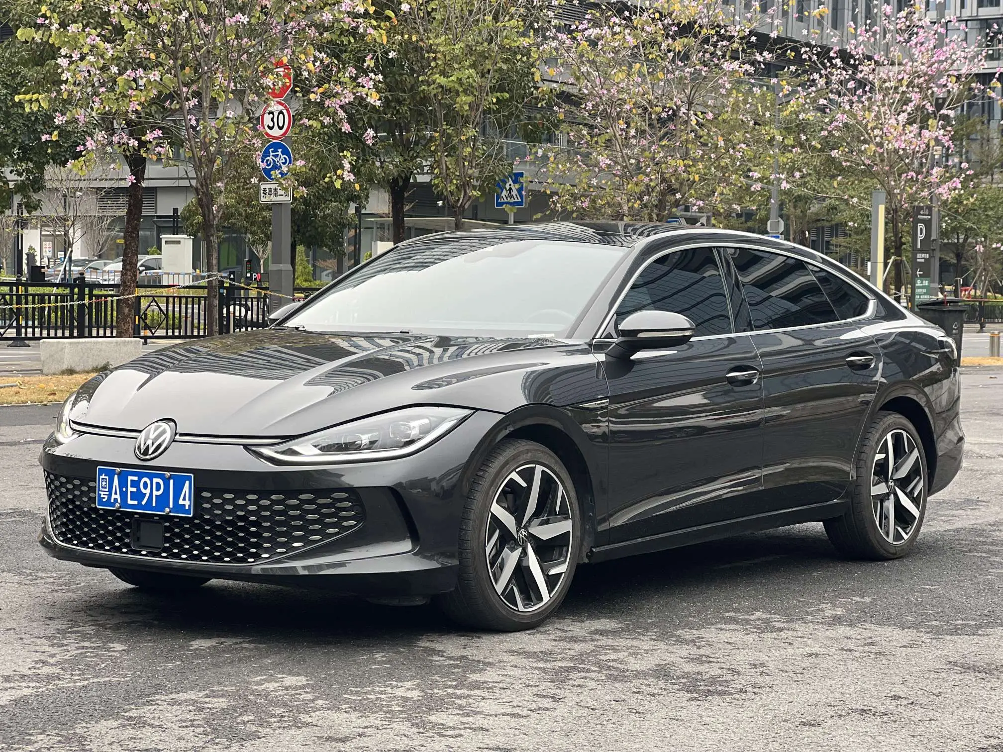 Volkswagen Lamando (Lingdu)  из Китая