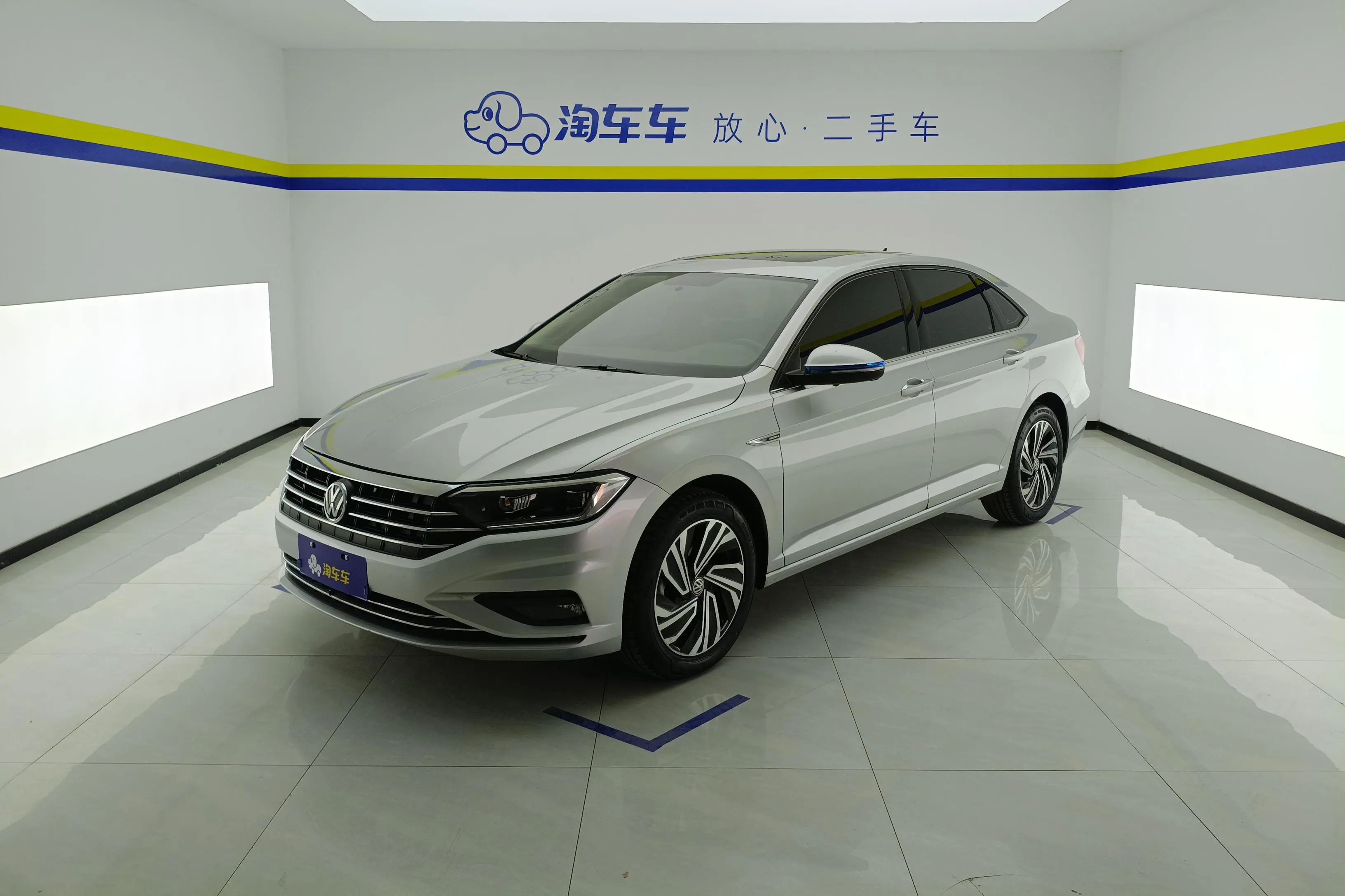 Volkswagen Sagitar  из Китая