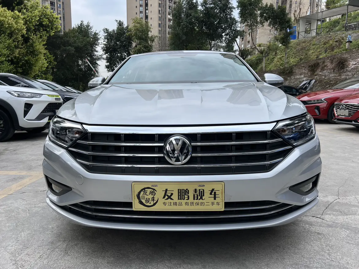 Volkswagen Sagitar  из Китая