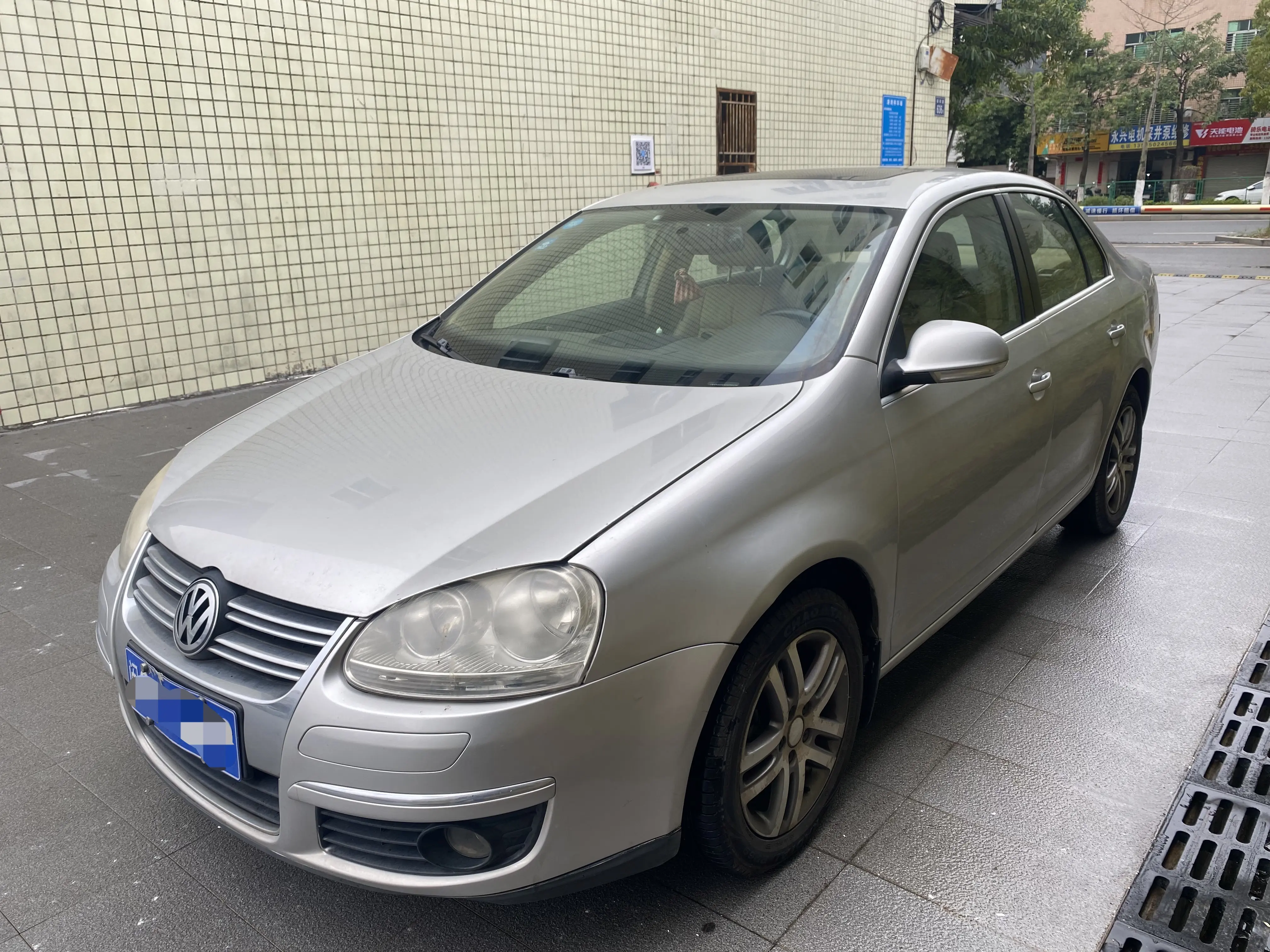 Volkswagen Sagitar  из Китая