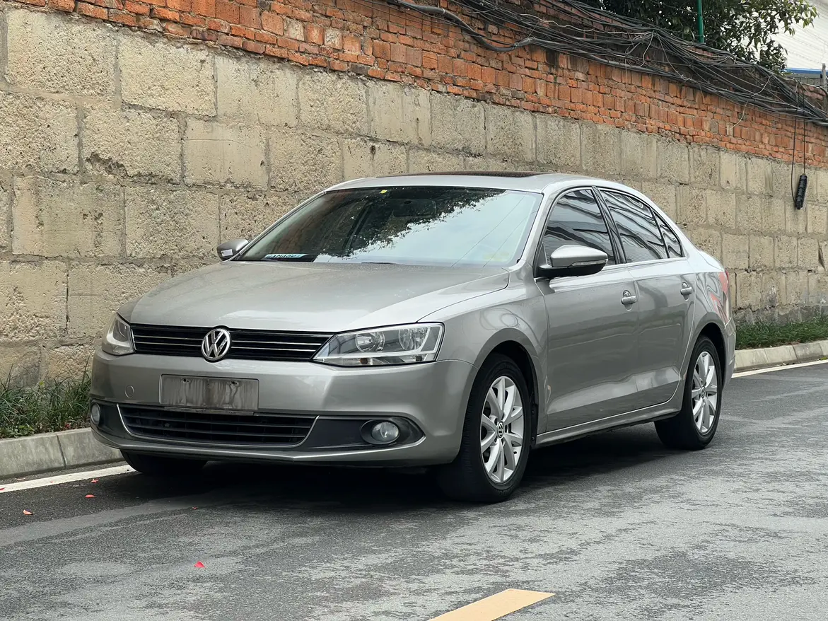 Volkswagen Sagitar  из Китая