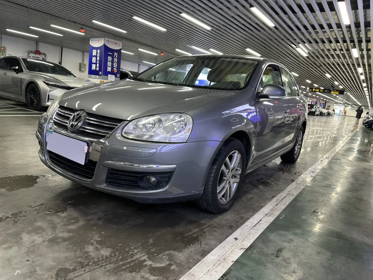 Volkswagen Sagitar  из Китая