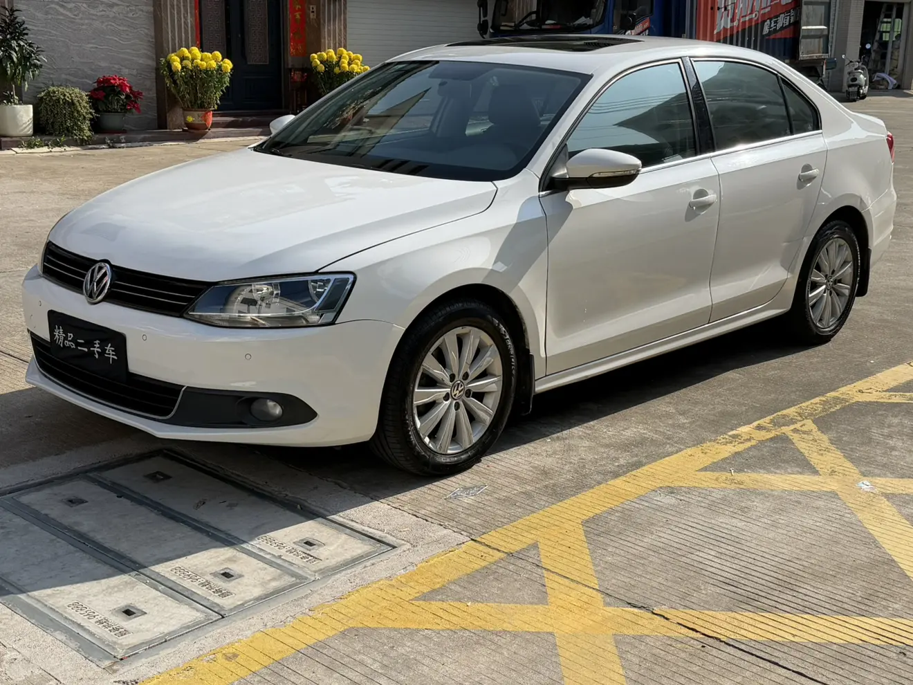 Volkswagen Sagitar  из Китая